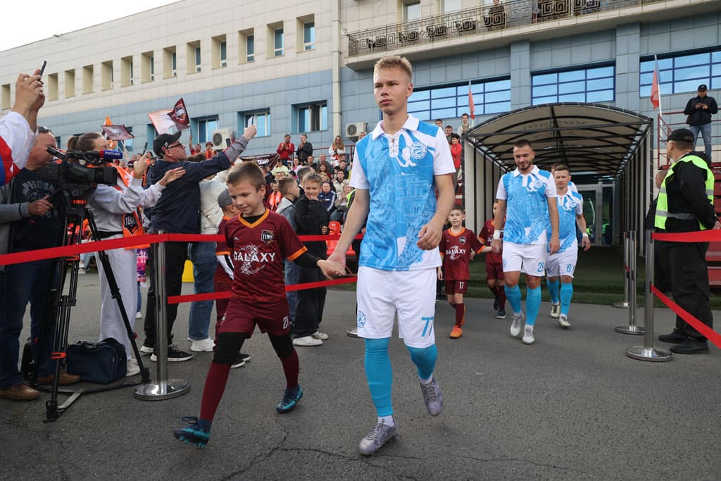 «Темп» 0:1 «Знамя Труда». FONBET Кубок России. 10.09.2025. СМИ: Владимир Мартынов («CX News»), Александр Чёрный («Алтайский спорт»), Виталий Барабаш (Сетевое издание "Толк"), Андрей Каспришин («Алтайская правда») — кадр 712