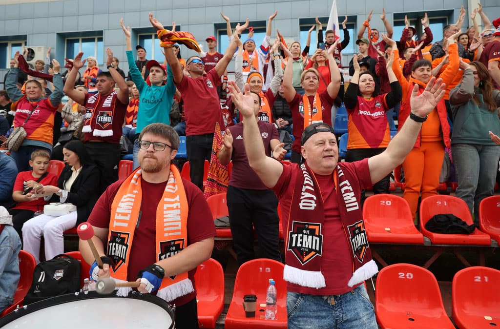 «Темп» 0:1 «Знамя Труда». FONBET Кубок России. 10.09.2025. СМИ: Владимир Мартынов («CX News»), Александр Чёрный («Алтайский спорт»), Виталий Барабаш (Сетевое издание "Толк"), Андрей Каспришин («Алтайская правда») — кадр 686