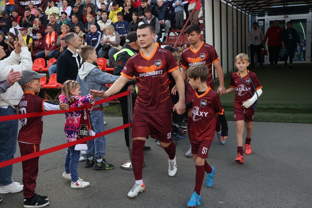 «Темп» 0:1 «Знамя Труда». FONBET Кубок России. 10.09.2025. СМИ: Владимир Мартынов («CX News»), Александр Чёрный («Алтайский спорт»), Виталий Барабаш (Сетевое издание "Толк"), Андрей Каспришин («Алтайская правда») — кадр 714