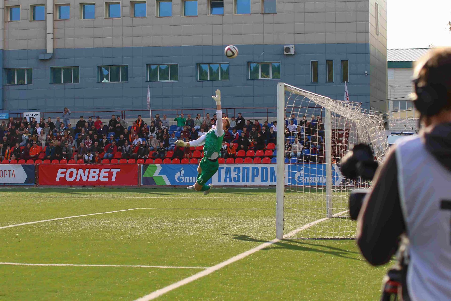 «Темп» 0:1 «Знамя Труда». FONBET Кубок России. 10.09.2025. СМИ: Владимир Мартынов («CX News»), Александр Чёрный («Алтайский спорт»), Виталий Барабаш (Сетевое издание "Толк"), Андрей Каспришин («Алтайская правда») — кадр 575