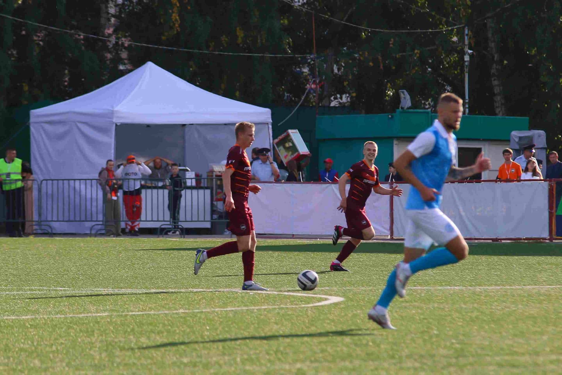 «Темп» 0:1 «Знамя Труда». FONBET Кубок России. 10.09.2025. СМИ: Владимир Мартынов («CX News»), Александр Чёрный («Алтайский спорт»), Виталий Барабаш (Сетевое издание "Толк"), Андрей Каспришин («Алтайская правда») — кадр 578