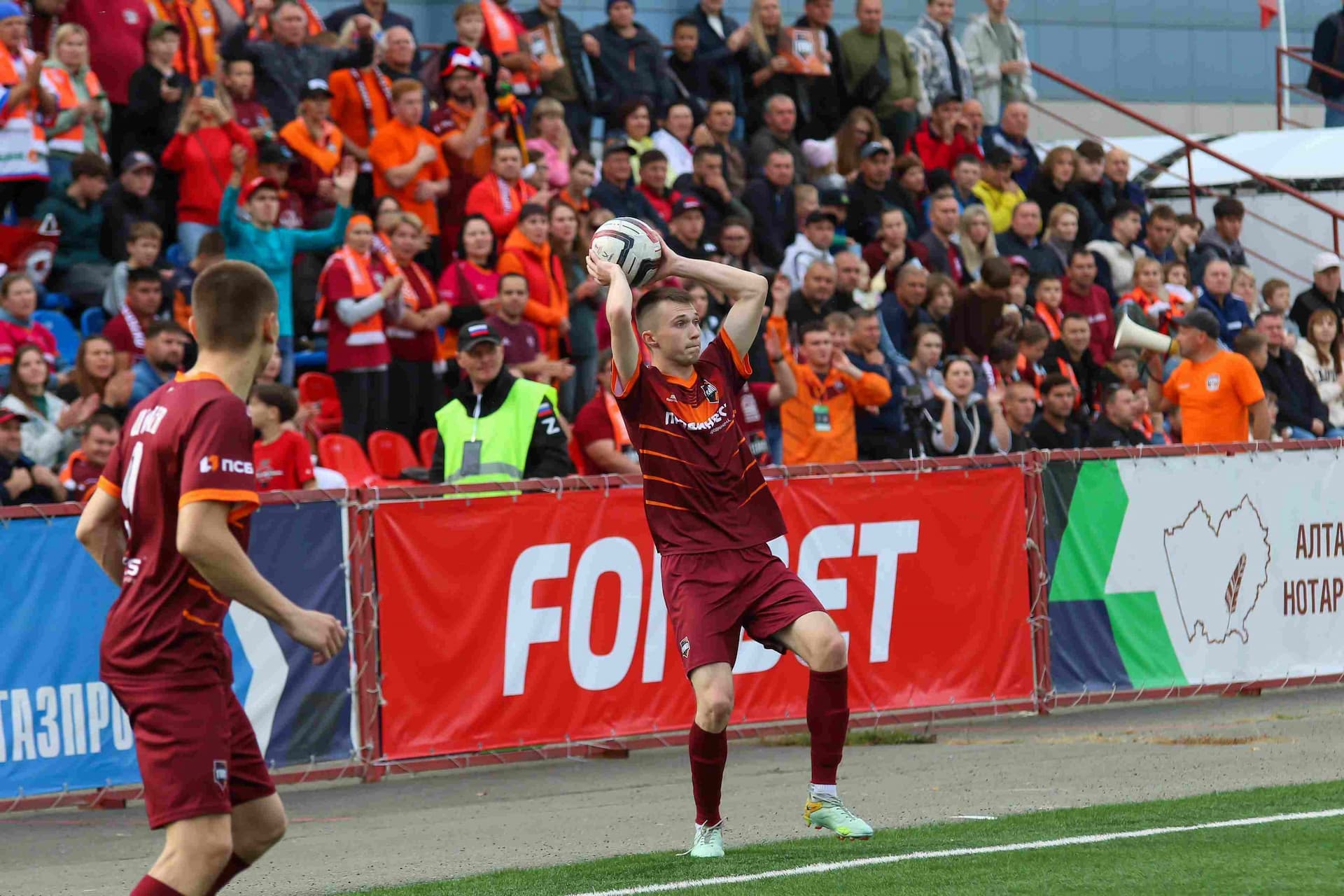 «Темп» 0:1 «Знамя Труда». FONBET Кубок России. 10.09.2025. СМИ: Владимир Мартынов («CX News»), Александр Чёрный («Алтайский спорт»), Виталий Барабаш (Сетевое издание "Толк"), Андрей Каспришин («Алтайская правда») — кадр 619