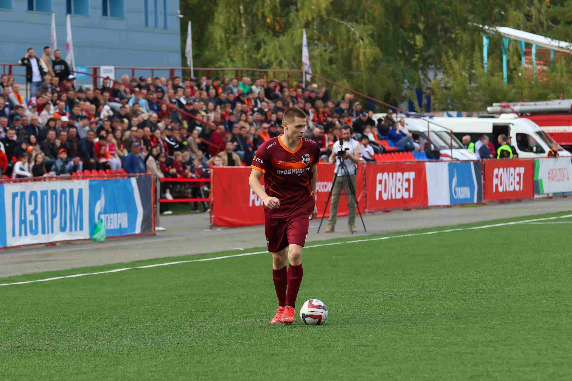 «Темп» 0:1 «Знамя Труда». FONBET Кубок России. 10.09.2025. СМИ: Владимир Мартынов («CX News»), Александр Чёрный («Алтайский спорт»), Виталий Барабаш (Сетевое издание "Толк"), Андрей Каспришин («Алтайская правда») — кадр 621