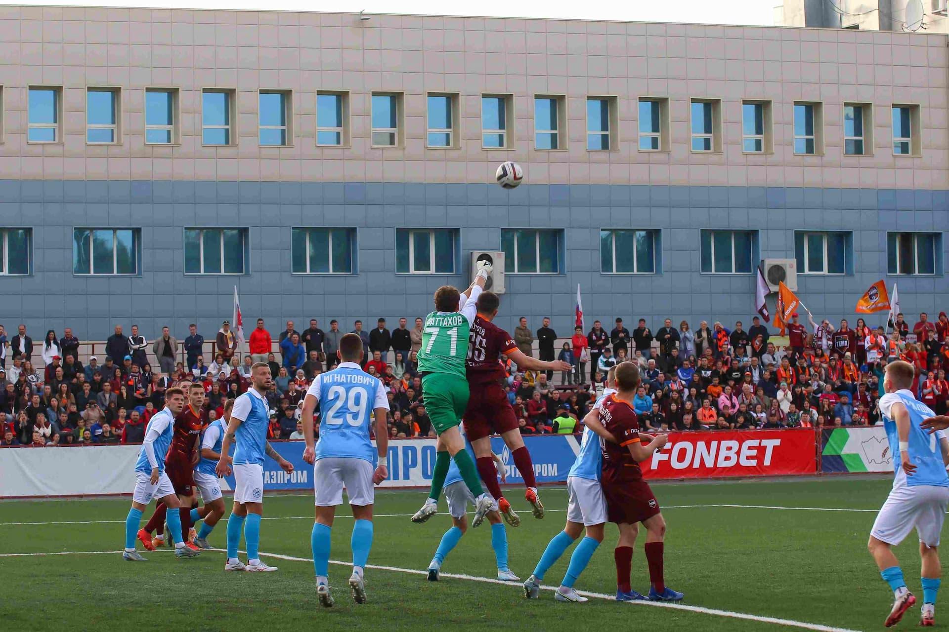 «Темп» 0:1 «Знамя Труда». FONBET Кубок России. 10.09.2025. СМИ: Владимир Мартынов («CX News»), Александр Чёрный («Алтайский спорт»), Виталий Барабаш (Сетевое издание "Толк"), Андрей Каспришин («Алтайская правда») — кадр 638