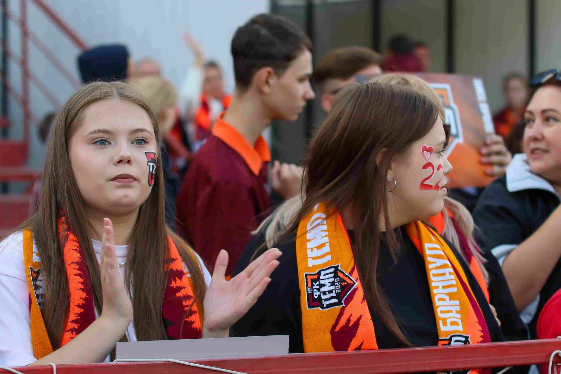 «Темп» 0:1 «Знамя Труда». FONBET Кубок России. 10.09.2025. СМИ: Владимир Мартынов («CX News»), Александр Чёрный («Алтайский спорт»), Виталий Барабаш (Сетевое издание "Толк"), Андрей Каспришин («Алтайская правда») — кадр 663