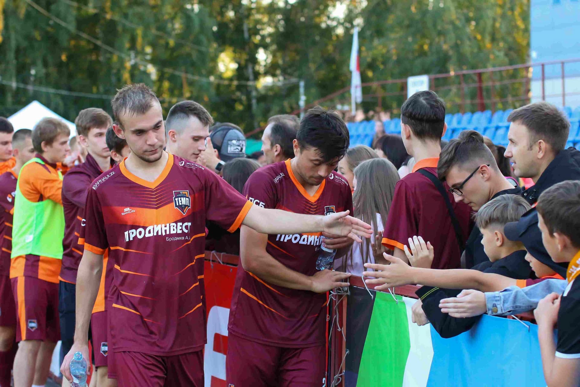 «Темп» 0:1 «Знамя Труда». FONBET Кубок России. 10.09.2025. СМИ: Владимир Мартынов («CX News»), Александр Чёрный («Алтайский спорт»), Виталий Барабаш (Сетевое издание "Толк"), Андрей Каспришин («Алтайская правда») — кадр 674