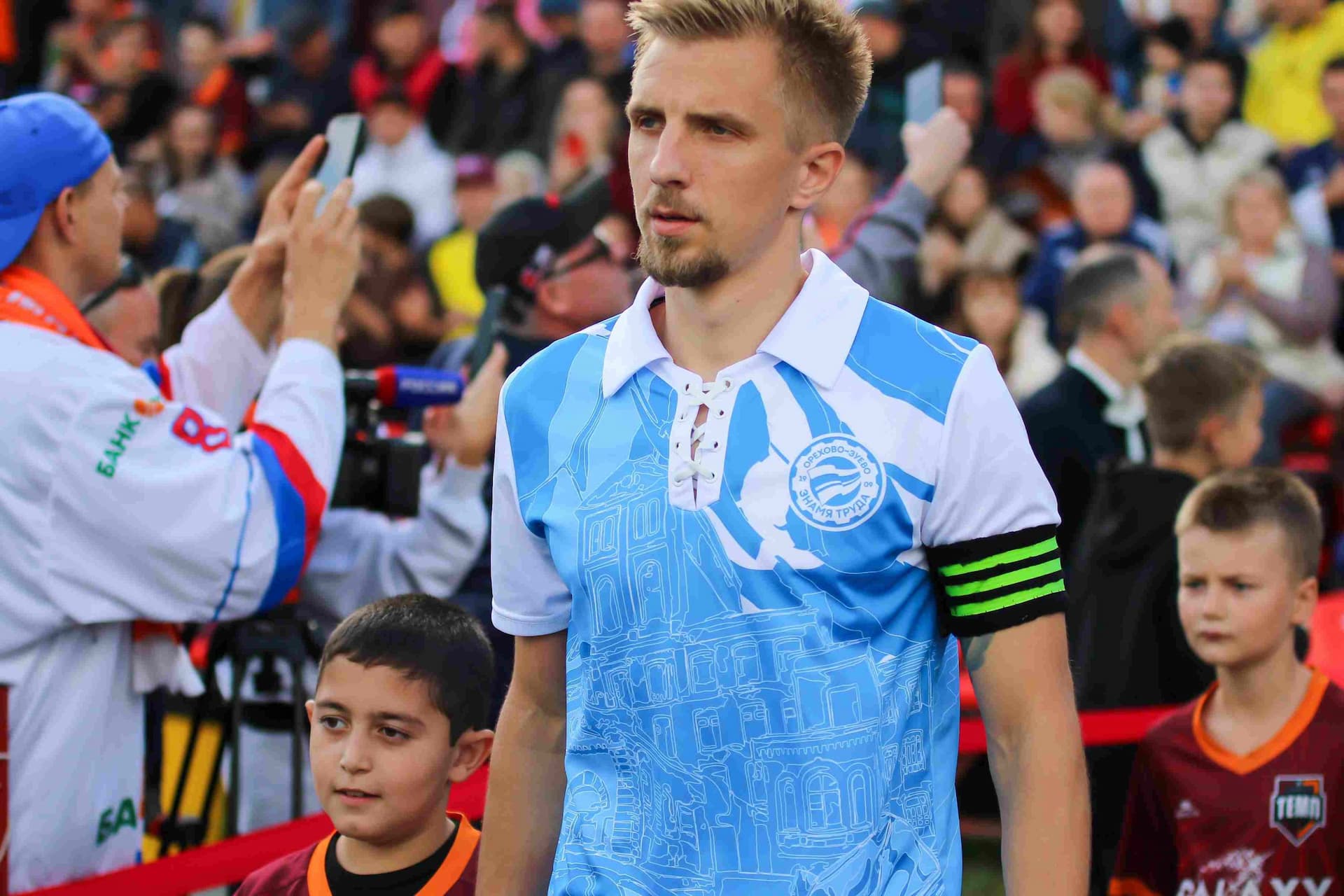 «Темп» 0:1 «Знамя Труда». FONBET Кубок России. 10.09.2025. СМИ: Владимир Мартынов («CX News»), Александр Чёрный («Алтайский спорт»), Виталий Барабаш (Сетевое издание "Толк"), Андрей Каспришин («Алтайская правда») — кадр 493