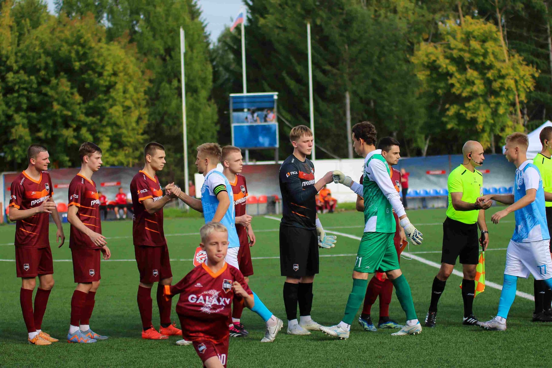 «Темп» 0:1 «Знамя Труда». FONBET Кубок России. 10.09.2025. СМИ: Владимир Мартынов («CX News»), Александр Чёрный («Алтайский спорт»), Виталий Барабаш (Сетевое издание "Толк"), Андрей Каспришин («Алтайская правда») — кадр 524