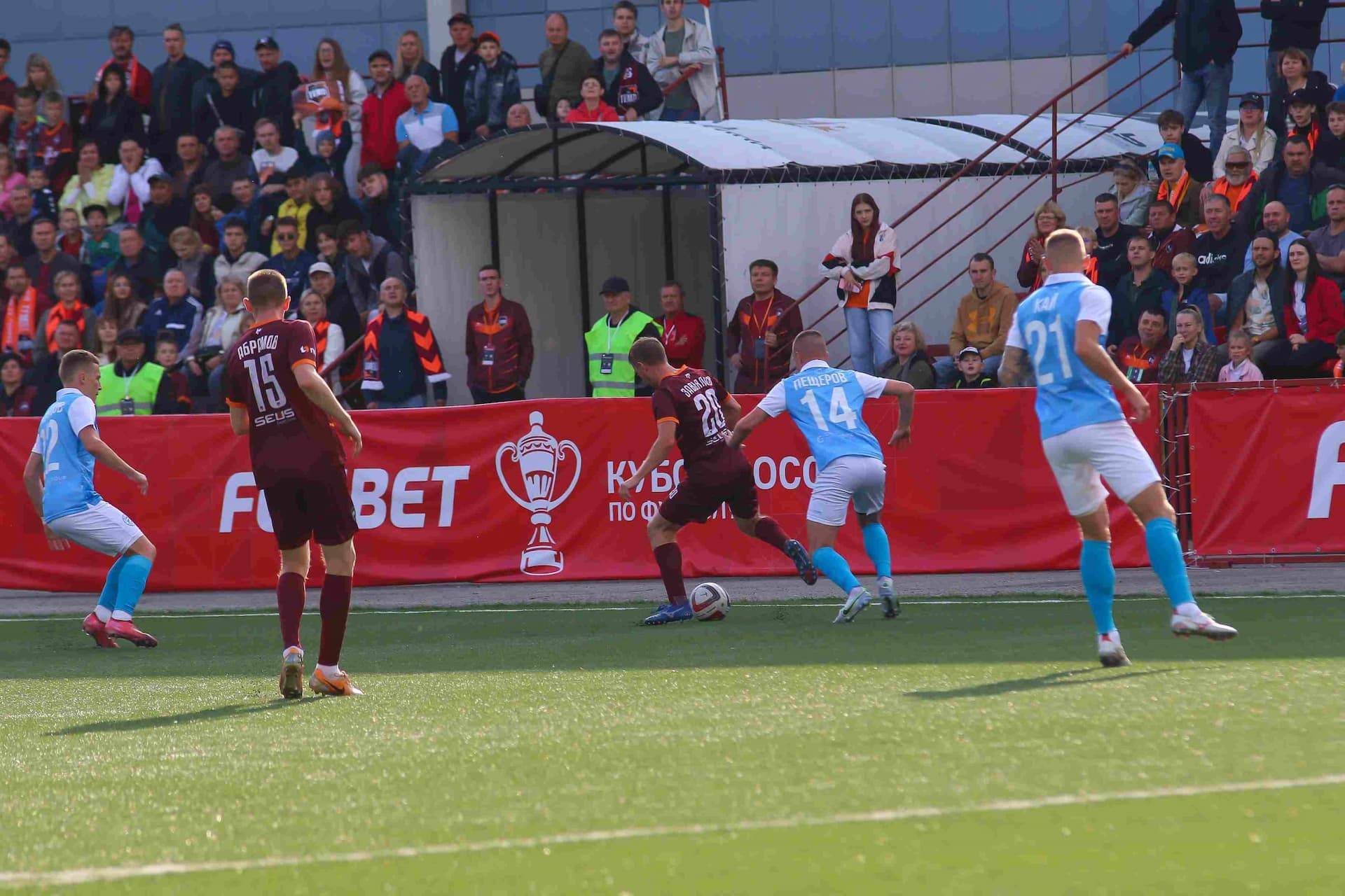 «Темп» 0:1 «Знамя Труда». FONBET Кубок России. 10.09.2025. СМИ: Владимир Мартынов («CX News»), Александр Чёрный («Алтайский спорт»), Виталий Барабаш (Сетевое издание "Толк"), Андрей Каспришин («Алтайская правда») — кадр 563