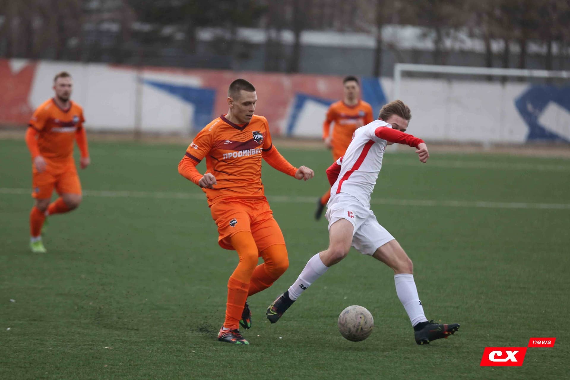 «Темп» 9:1 «Алтай». Турнир памяти В. Фомичёва. 1-й тур. 08.04.25. «CX News», В. Мартынов; «Алтайский спорт», А. Чёрный — кадр 102