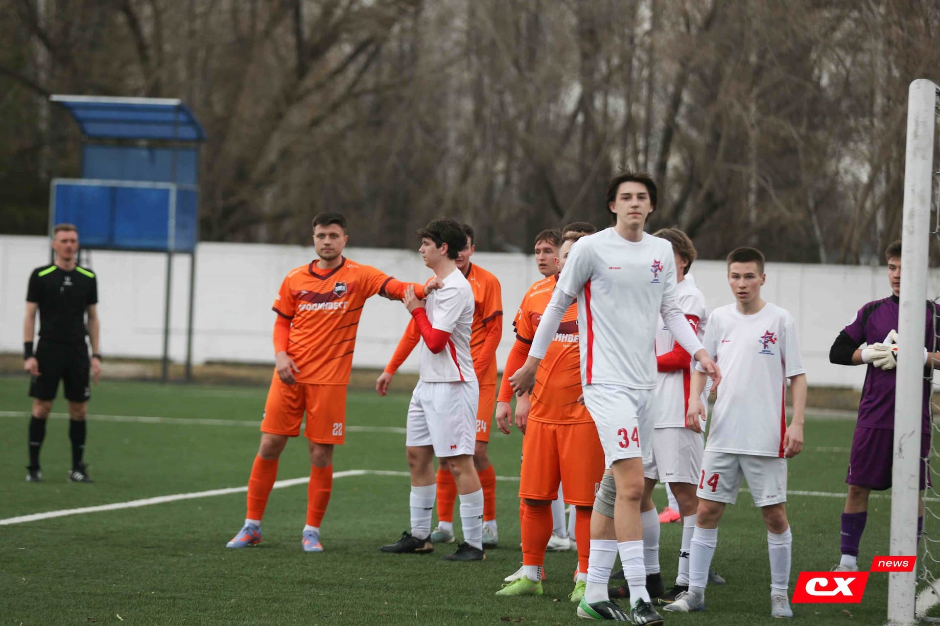 «Темп» 9:1 «Алтай». Турнир памяти В. Фомичёва. 1-й тур. 08.04.25. «CX News», В. Мартынов; «Алтайский спорт», А. Чёрный — кадр 110