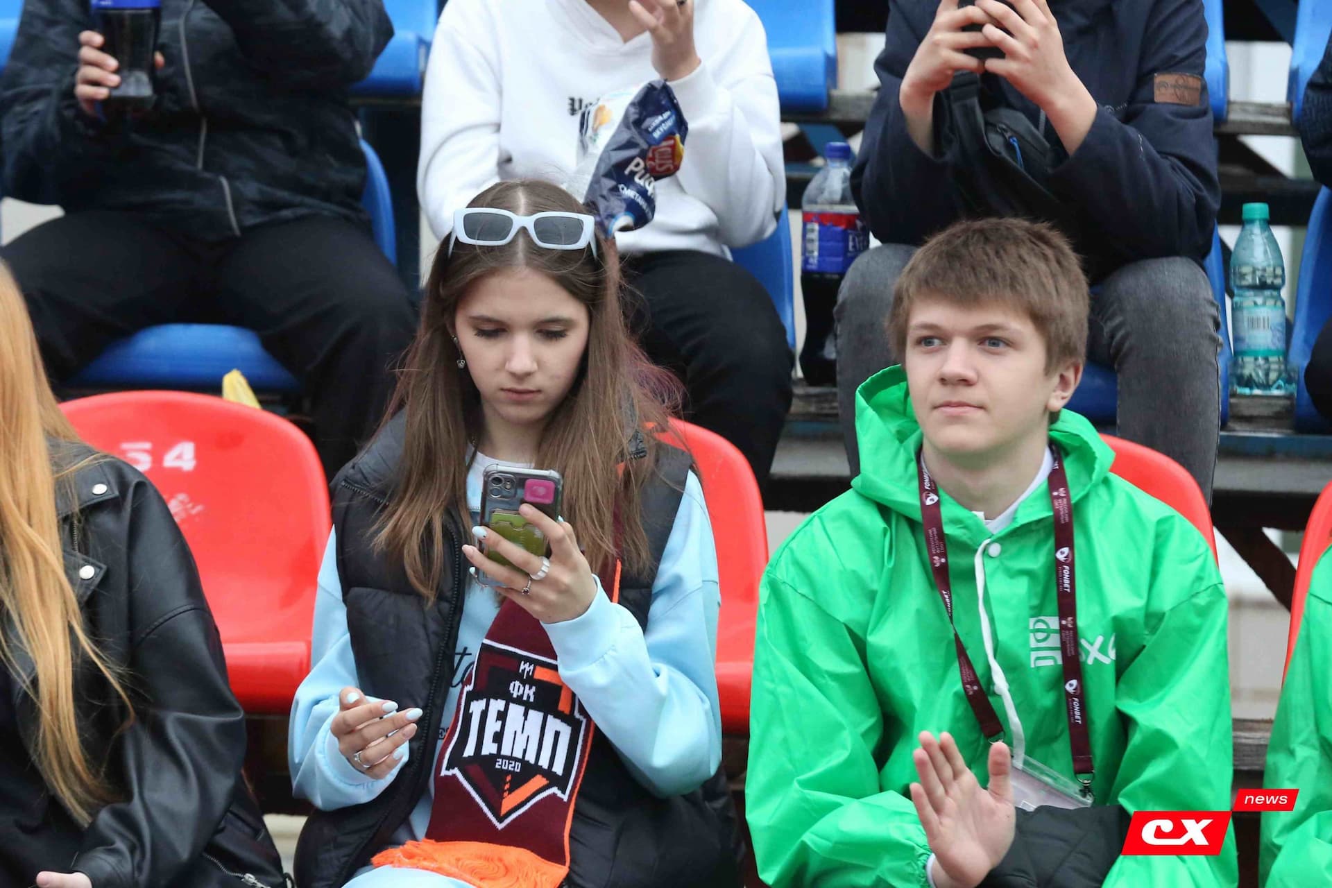 «Темп» 9:1 «Алтай». Турнир памяти В. Фомичёва. 1-й тур. 08.04.25. «CX News», В. Мартынов; «Алтайский спорт», А. Чёрный — кадр 138