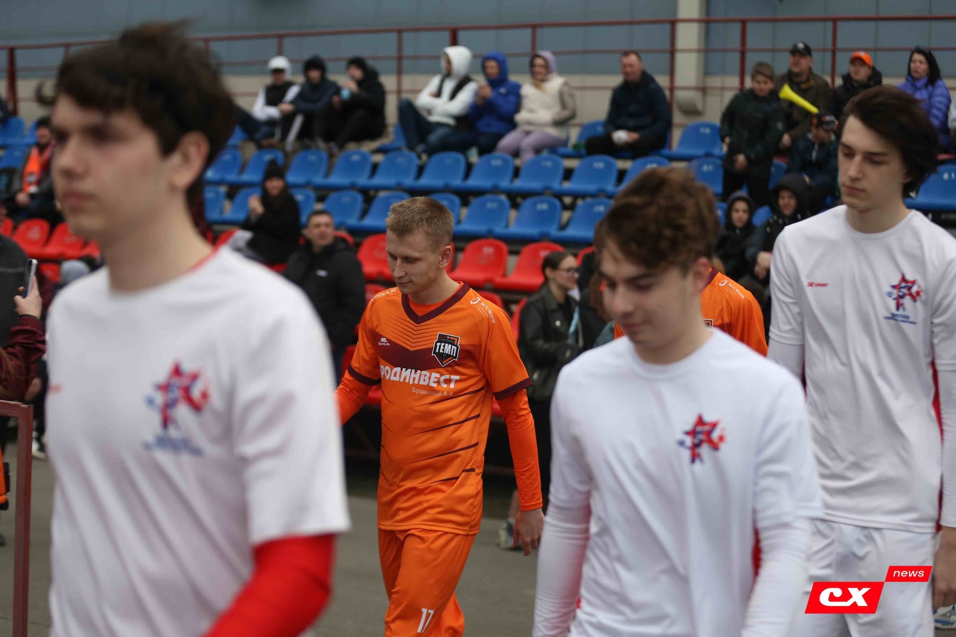 «Темп» 9:1 «Алтай». Турнир памяти В. Фомичёва. 1-й тур. 08.04.25. «CX News», В. Мартынов; «Алтайский спорт», А. Чёрный — кадр 63