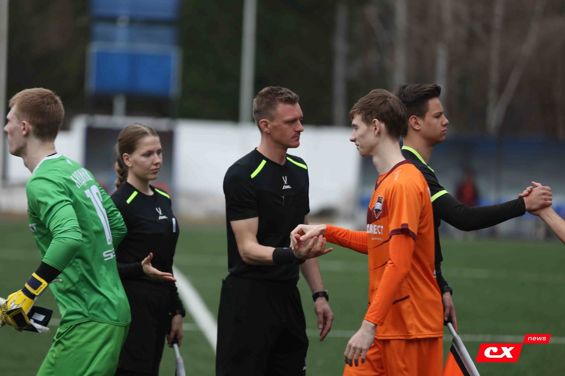 «Темп» 9:1 «Алтай». Турнир памяти В. Фомичёва. 1-й тур. 08.04.25. «CX News», В. Мартынов; «Алтайский спорт», А. Чёрный — кадр 73