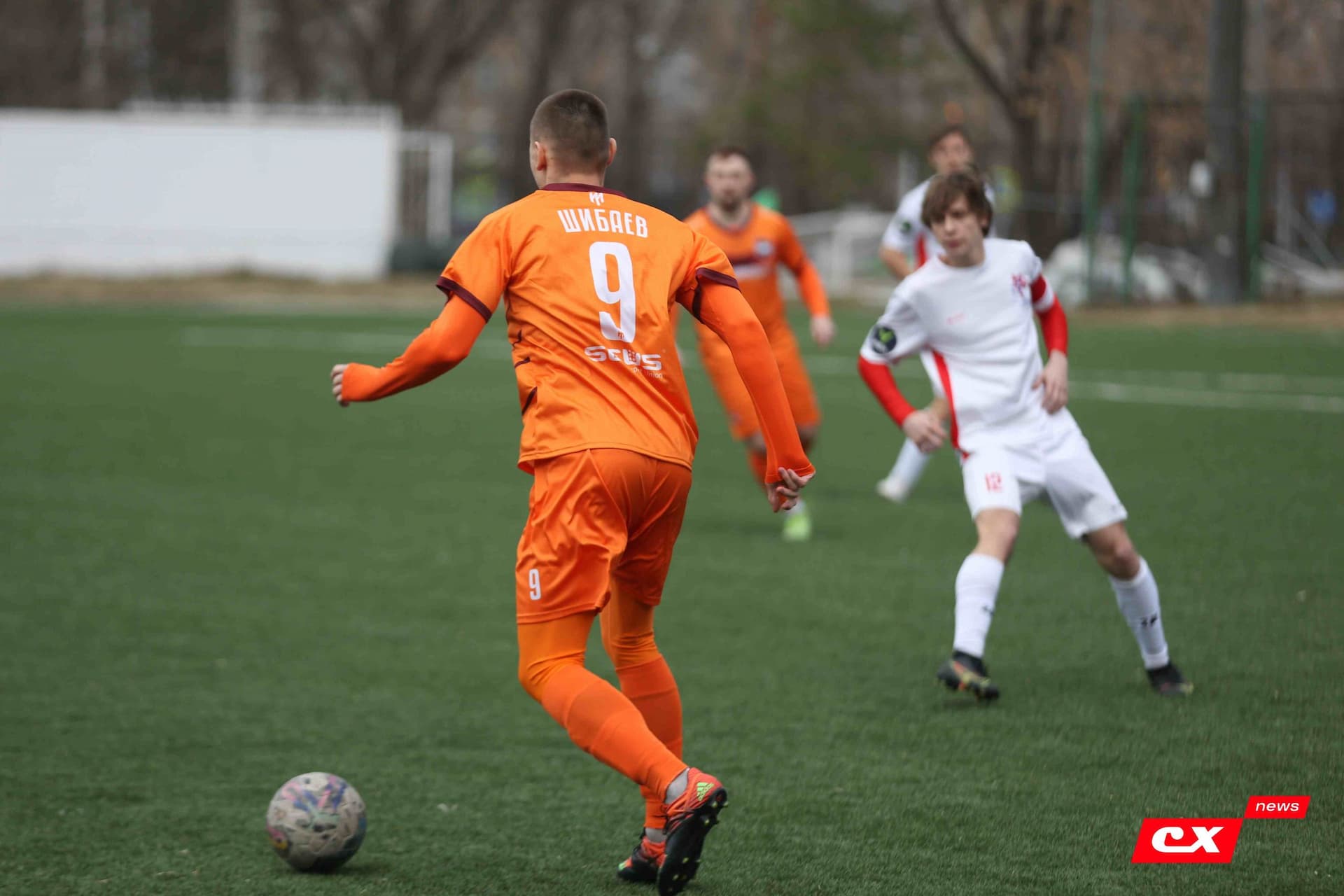 «Темп» 9:1 «Алтай». Турнир памяти В. Фомичёва. 1-й тур. 08.04.25. «CX News», В. Мартынов; «Алтайский спорт», А. Чёрный — кадр 79