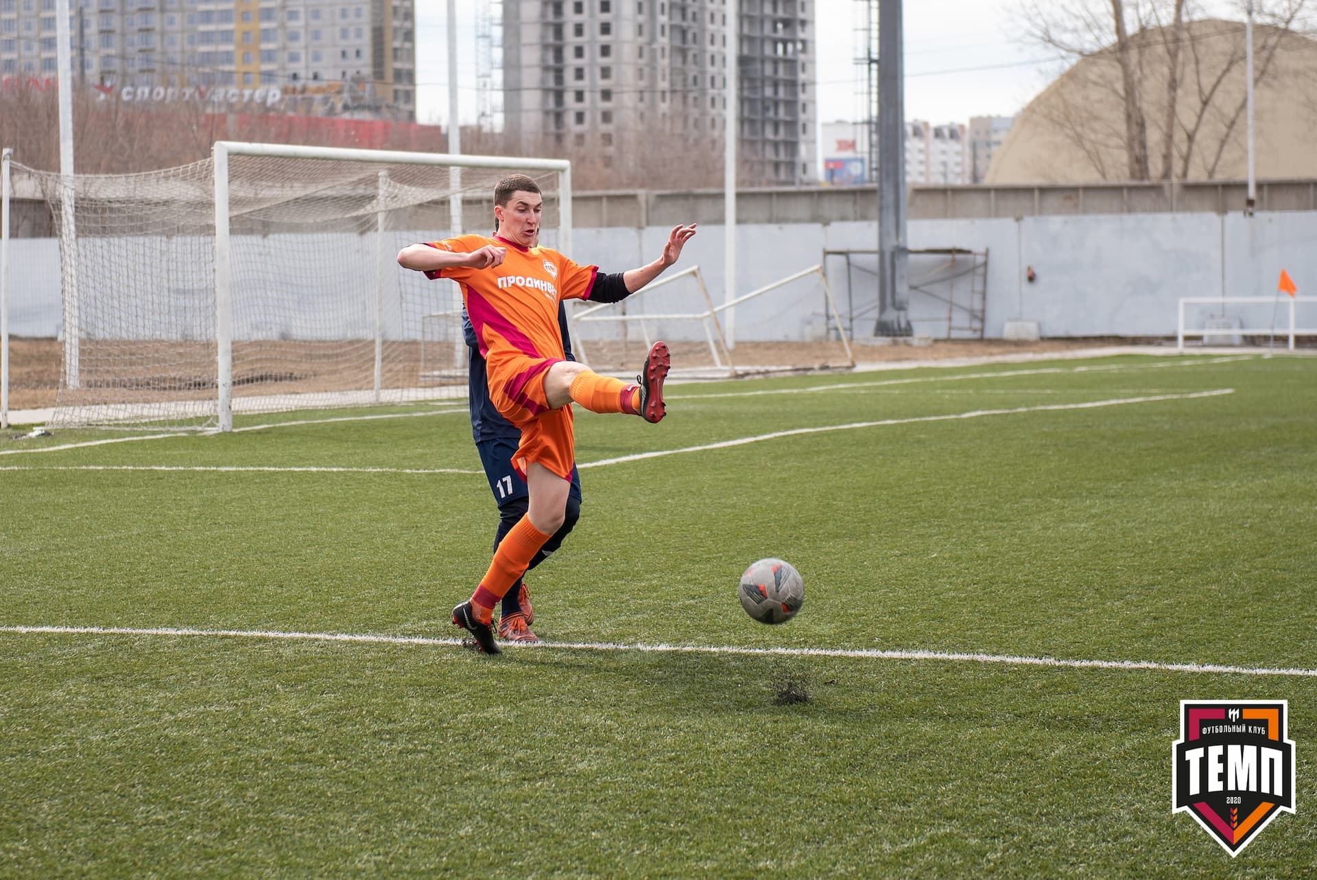 Турнир памяти В. Фомичёва. «Распадская» 1:0 «Темп». 14 апреля — кадр 9