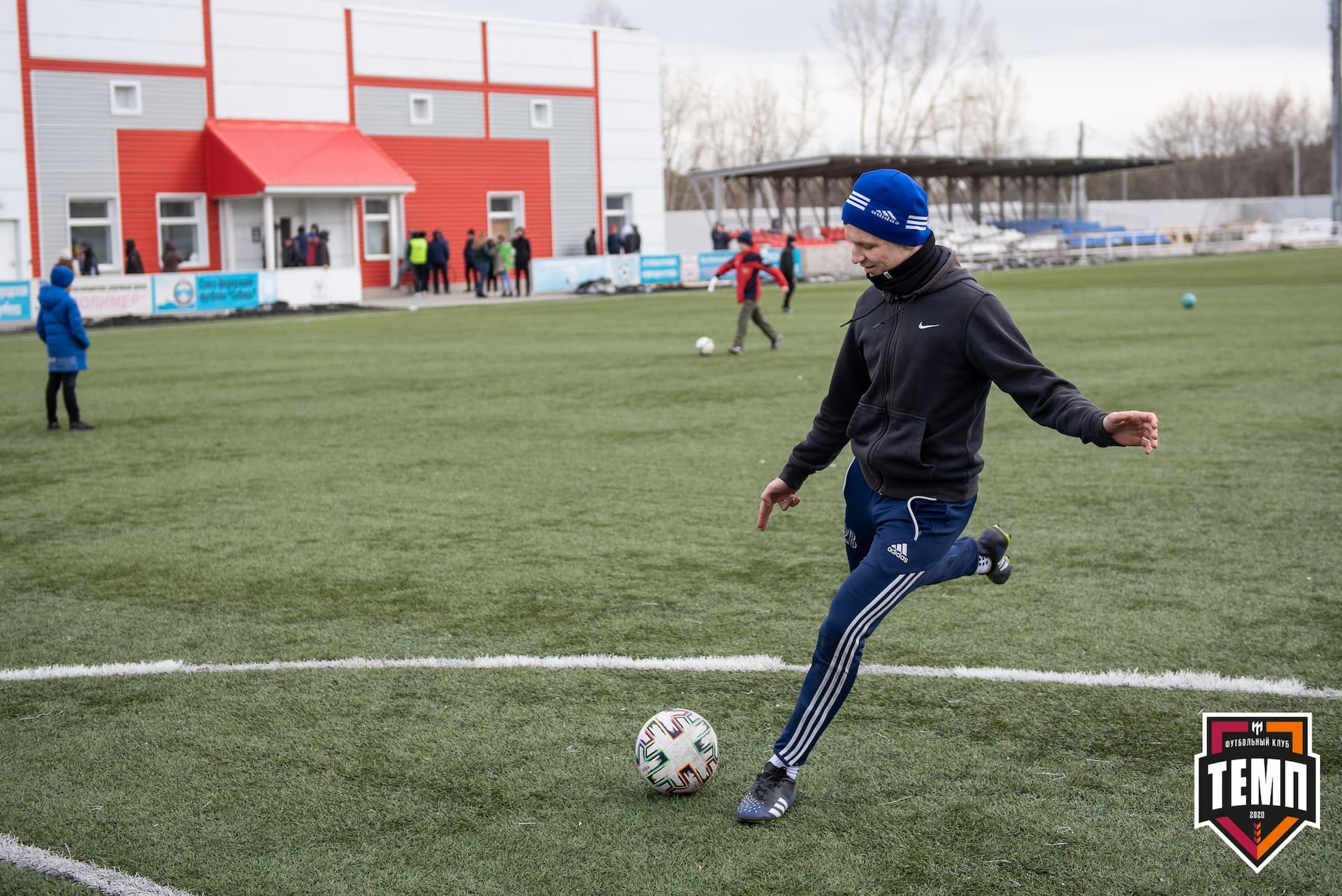 Турнир памяти В. Фомичёва. «Распадская» 1:0 «Темп». 14 апреля — кадр 31
