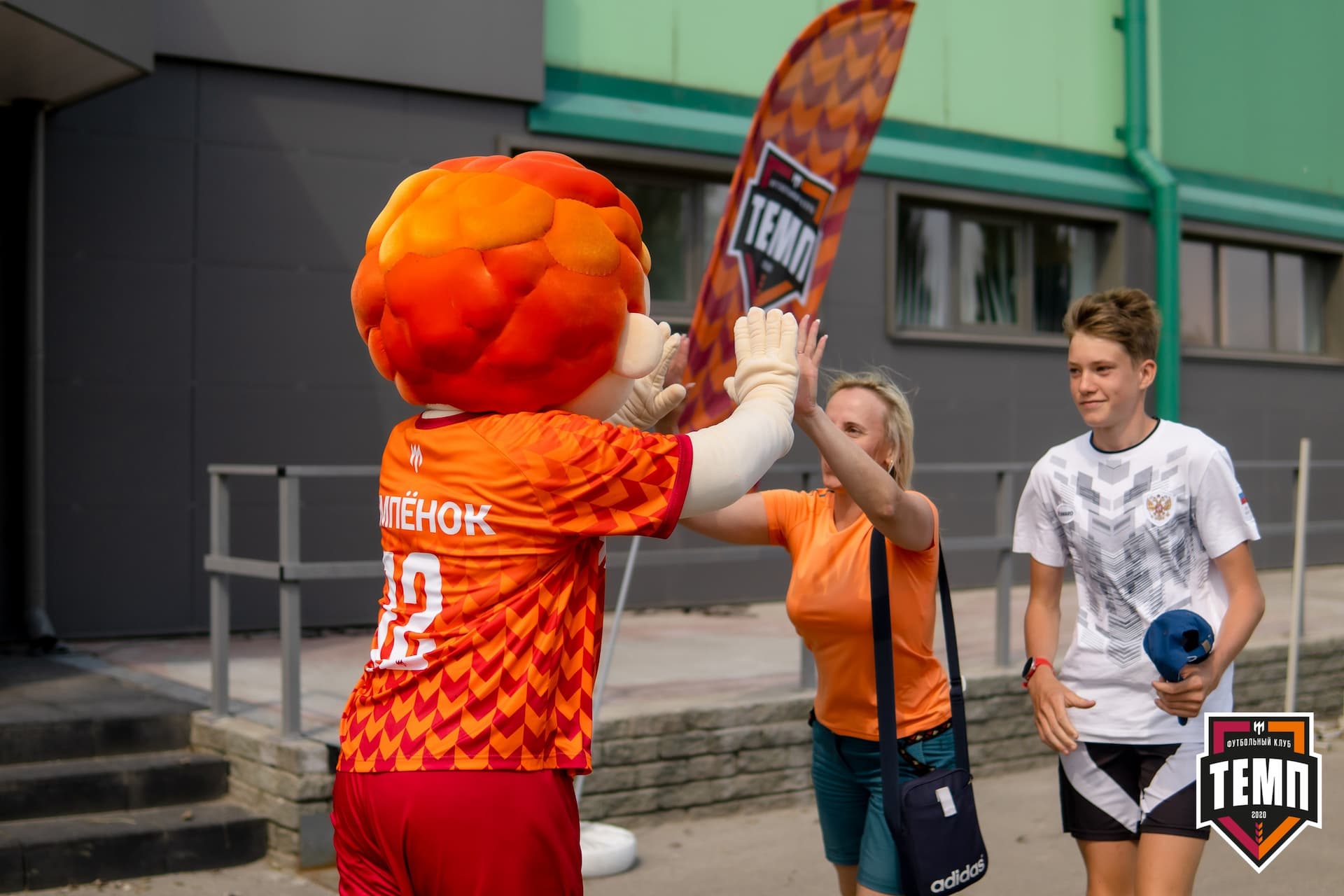 «Темп» 5:0 «СШ-Гудаута». Кубок Сибири. 1/8 финал. 19.06.2021 — кадр 6