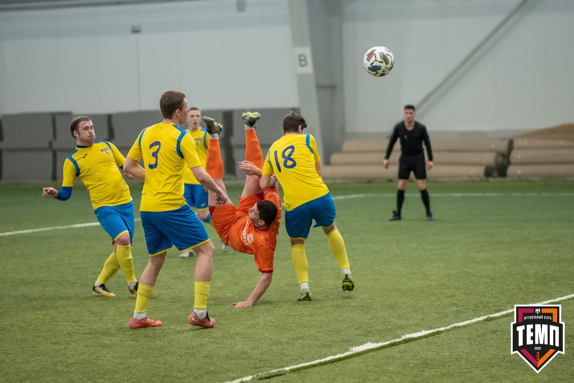Турнир памяти В. Фомичёва. «Темп» 5:0 «Строитель» (Бийск). 10 апреля — кадр 107