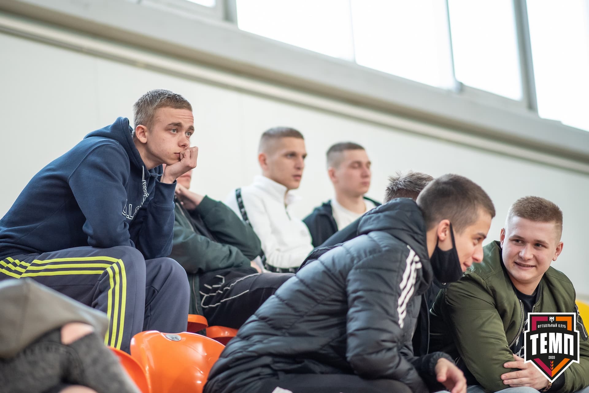 Турнир памяти В. Фомичёва. «Темп» 5:0 «Строитель» (Бийск). 10 апреля — кадр 114