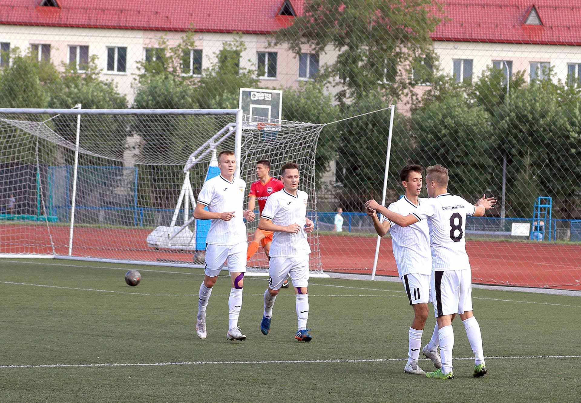 «Распадская» 1:0 «Темп». Кубок Сибири. 1/2 финала. Первый матч. — кадр 14