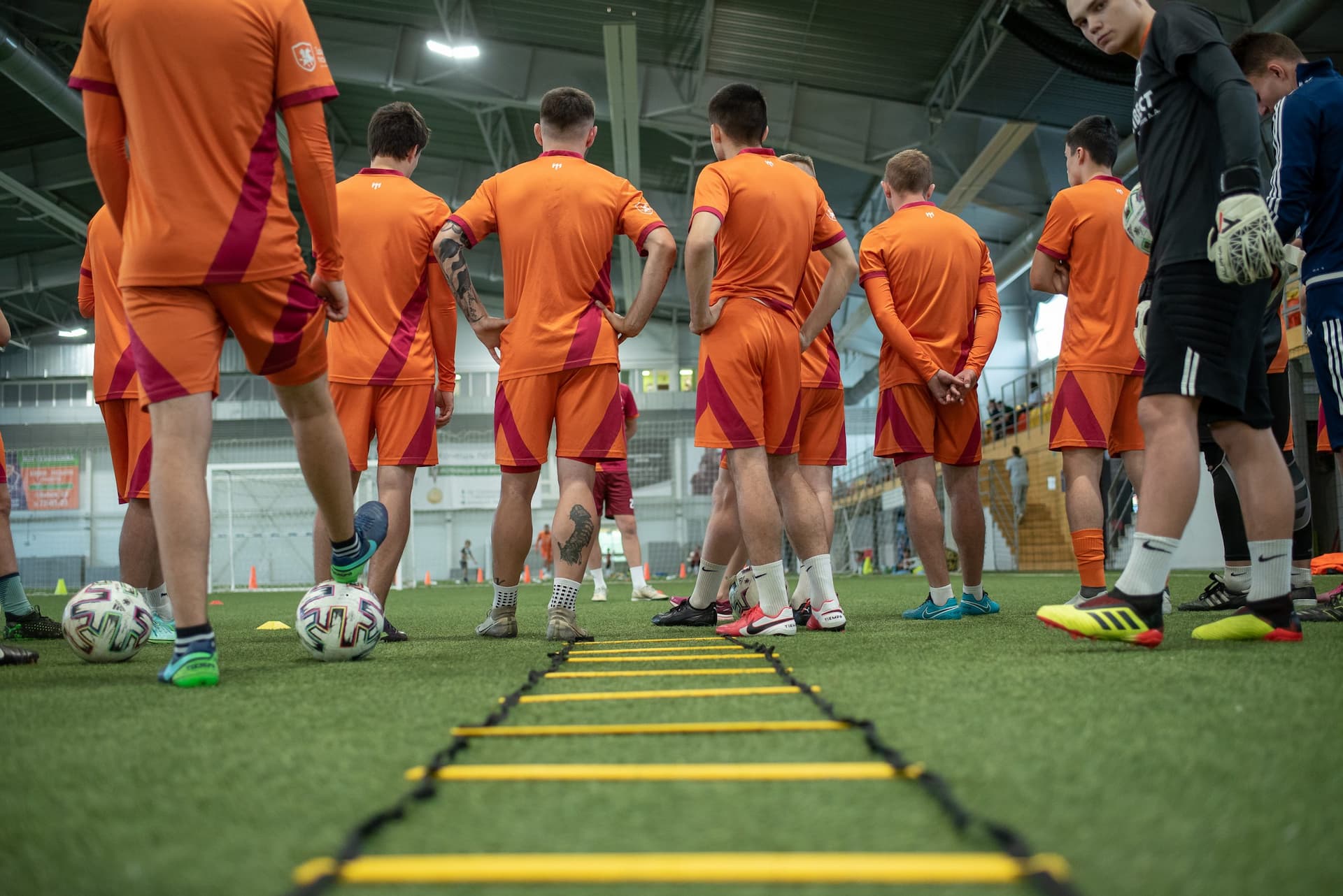 Тренировка ФК «Темп». — кадр 37