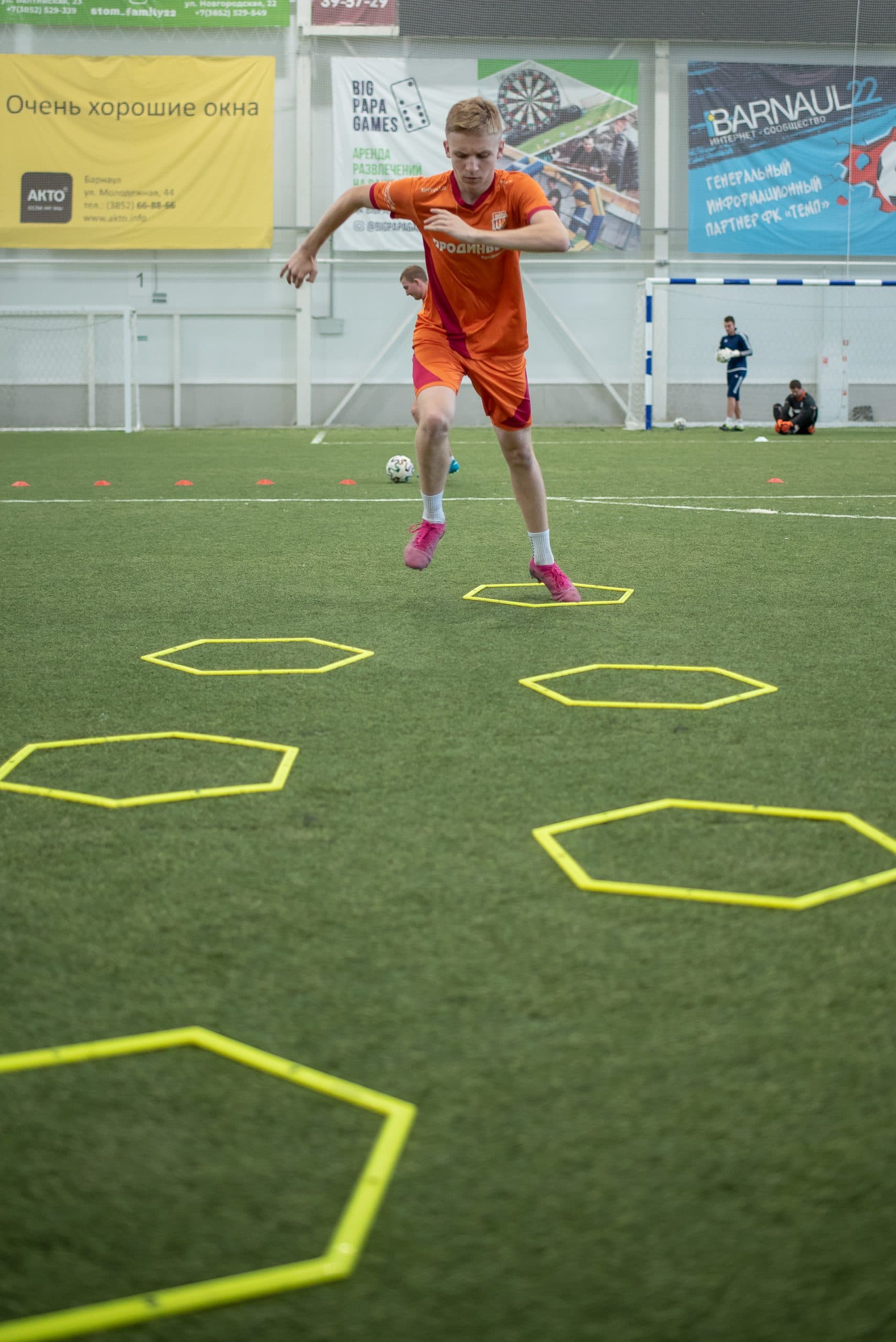 Тренировка ФК «Темп». — кадр 65