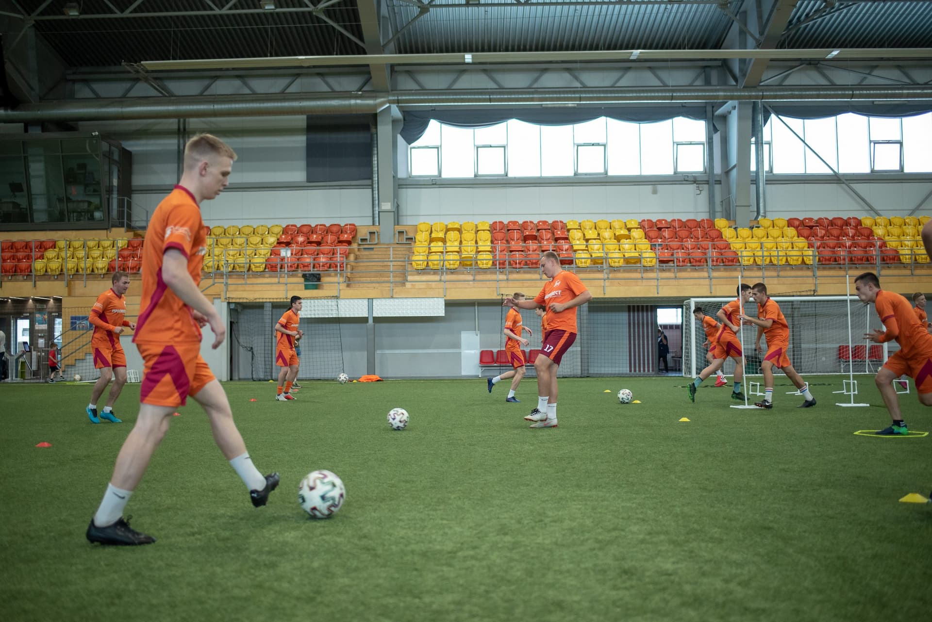 Тренировка ФК «Темп». — кадр 73