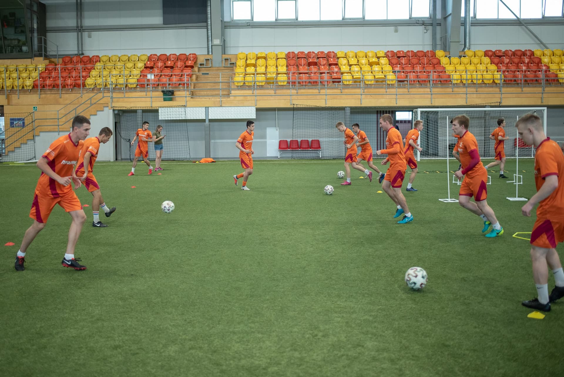 Тренировка ФК «Темп». — кадр 74