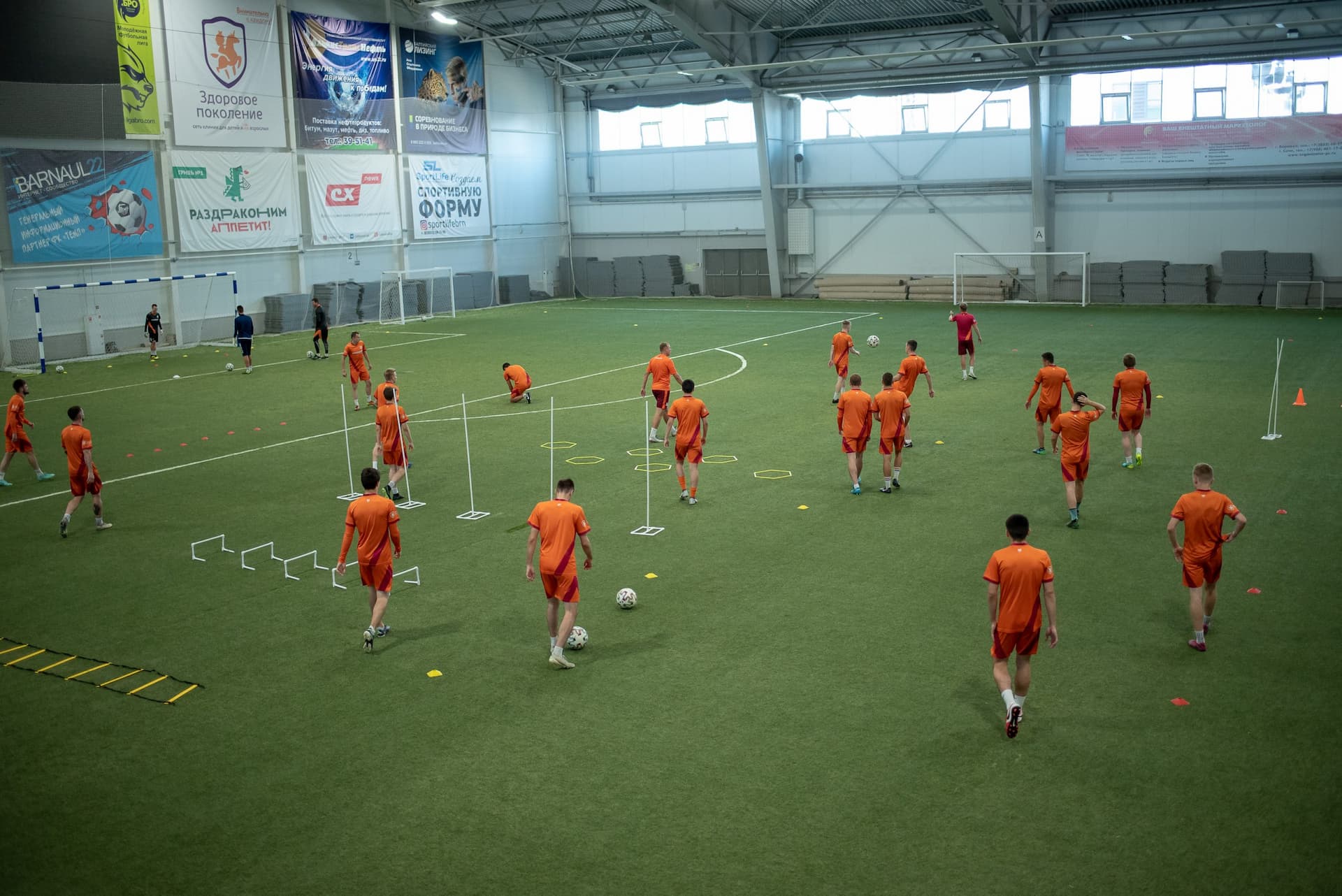 Тренировка ФК «Темп». — кадр 84