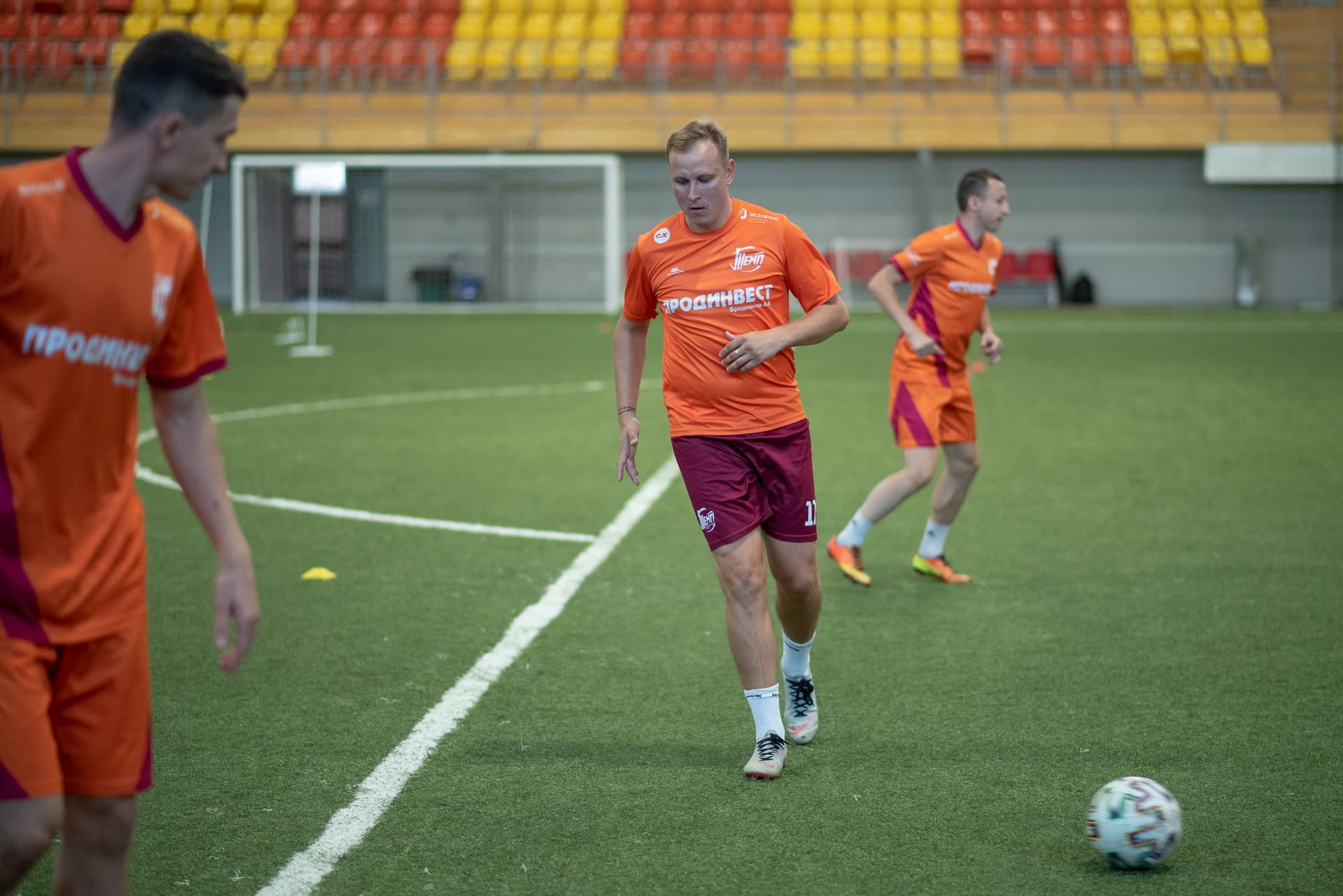 Тренировка ФК «Темп». — кадр 98