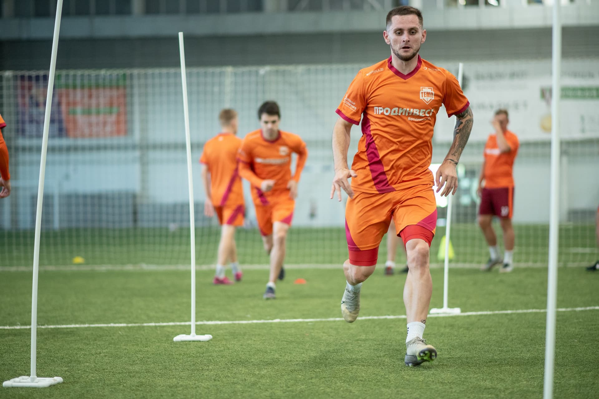 Тренировка ФК «Темп». — кадр 112