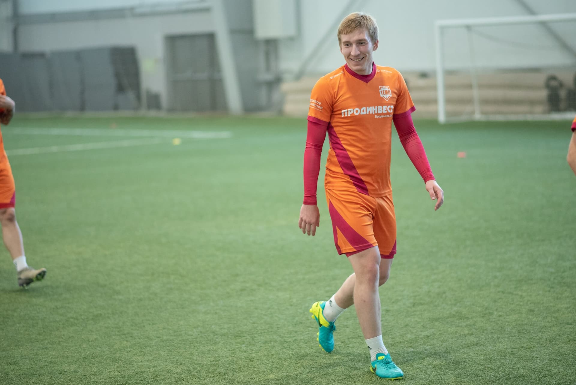 Тренировка ФК «Темп». — кадр 125