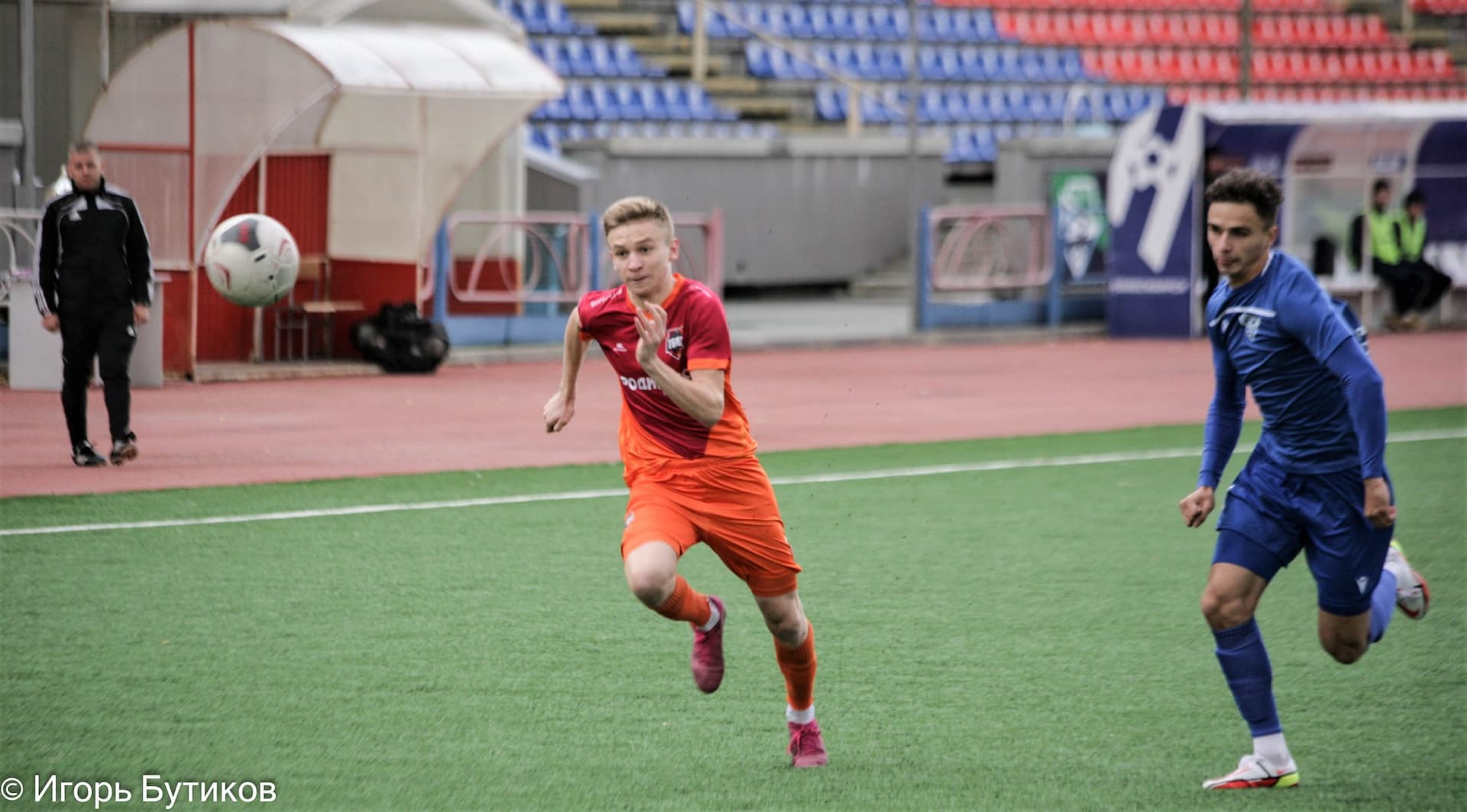 «Байкал» 1:2 «Темп». Кубок Сибири. Финал. 10.10.2021. Бутиков И. — кадр 7