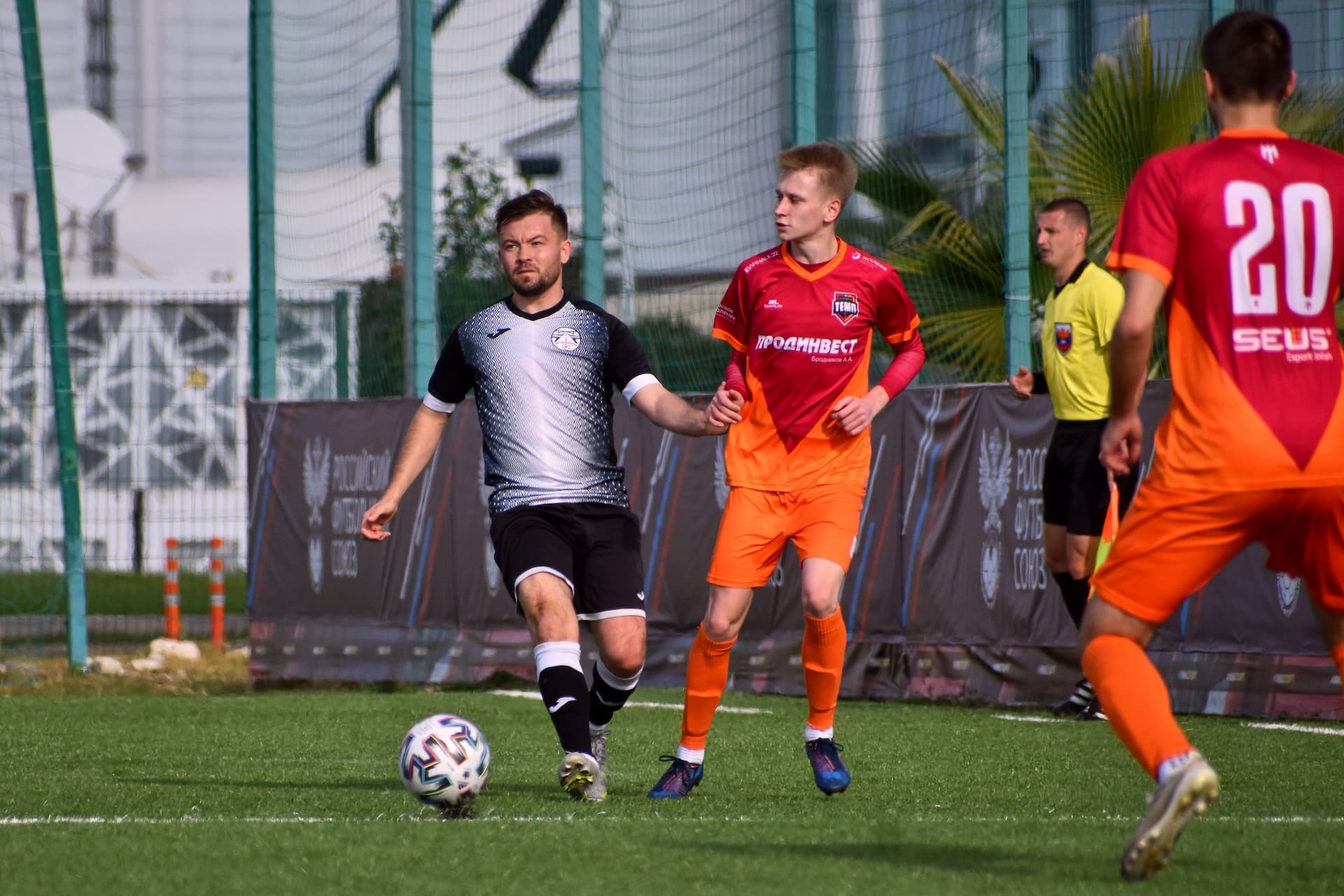 «Дорожник» 7:0 «Темп». Кубок любительских команд. 16.11.2021 — кадр 42