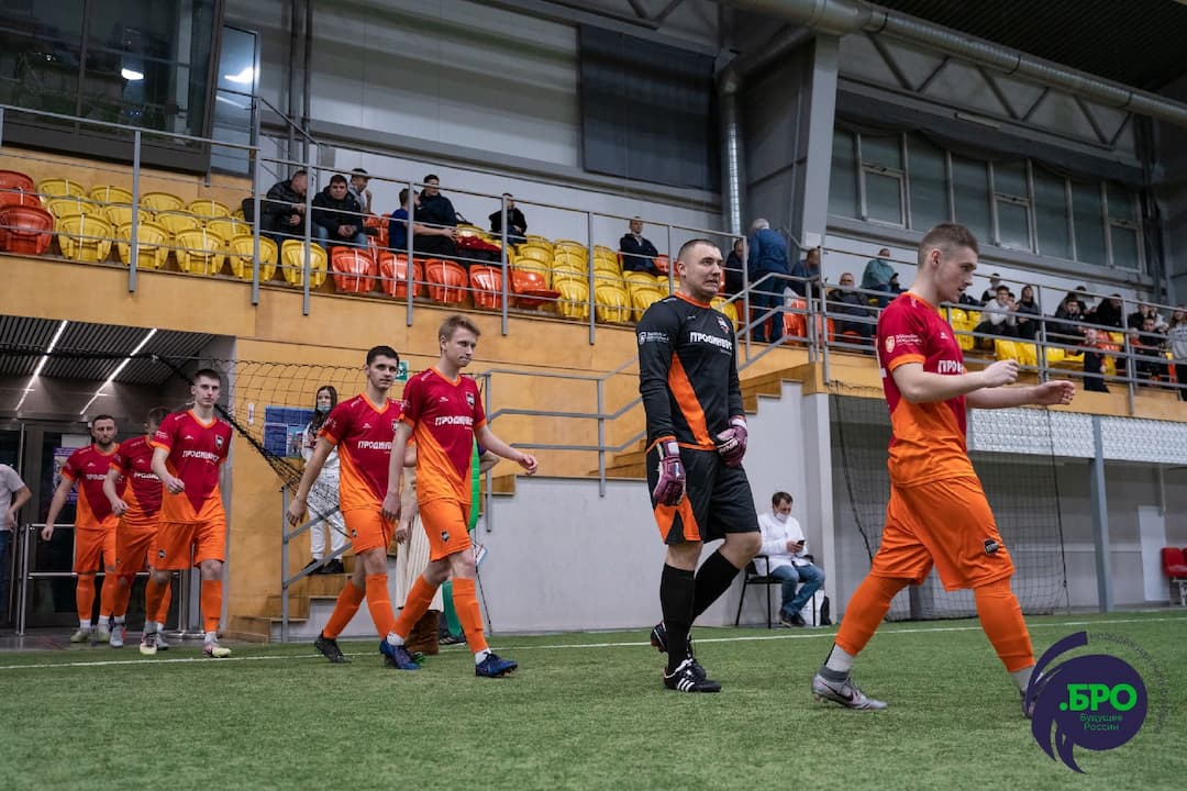 Как игроки ФК «Темп» выступили во втором туре «Лиги .БРО»