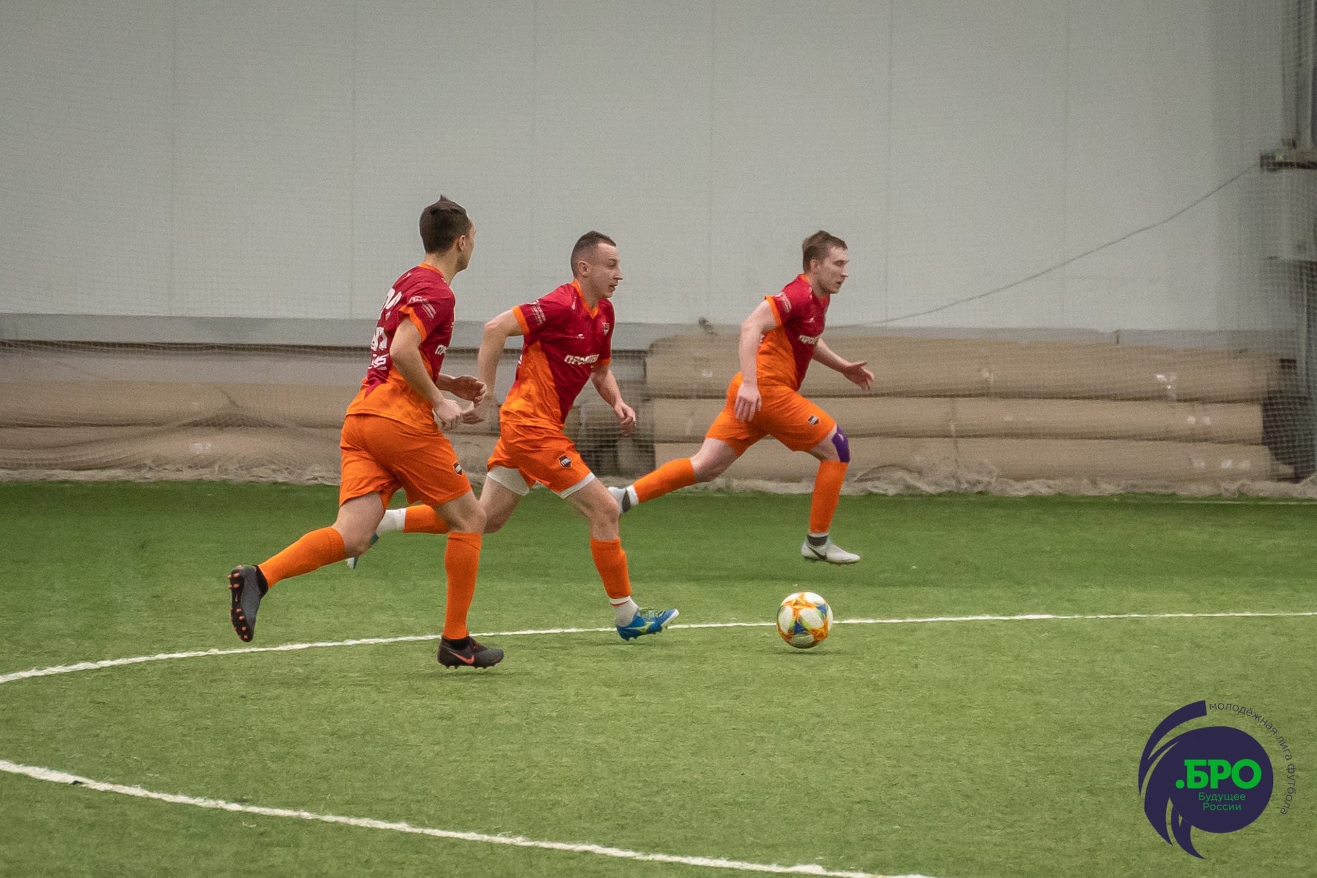 Как игроки ФК «Темп» выступили в шестом туре «Лиги .БРО».