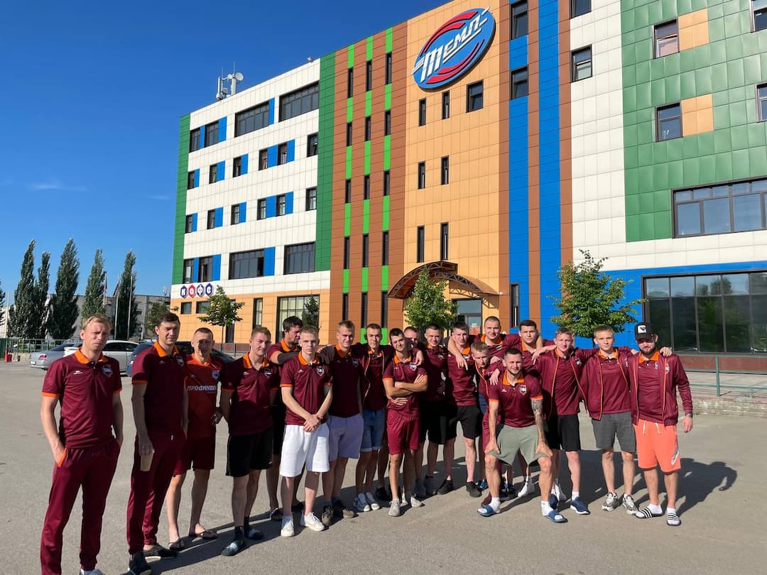 На игру с «Распадской» у нас в заявке 18 футболистов!