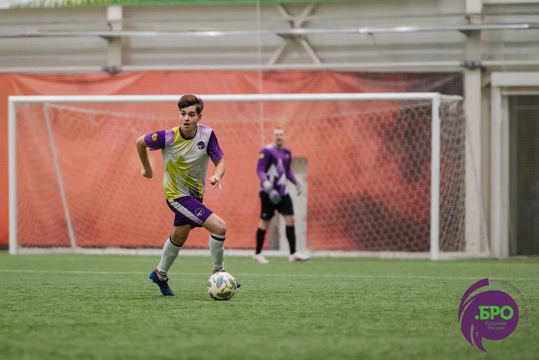 Как игроки ФК «Темп» выступили в десятом туре «Лиги .БРО».