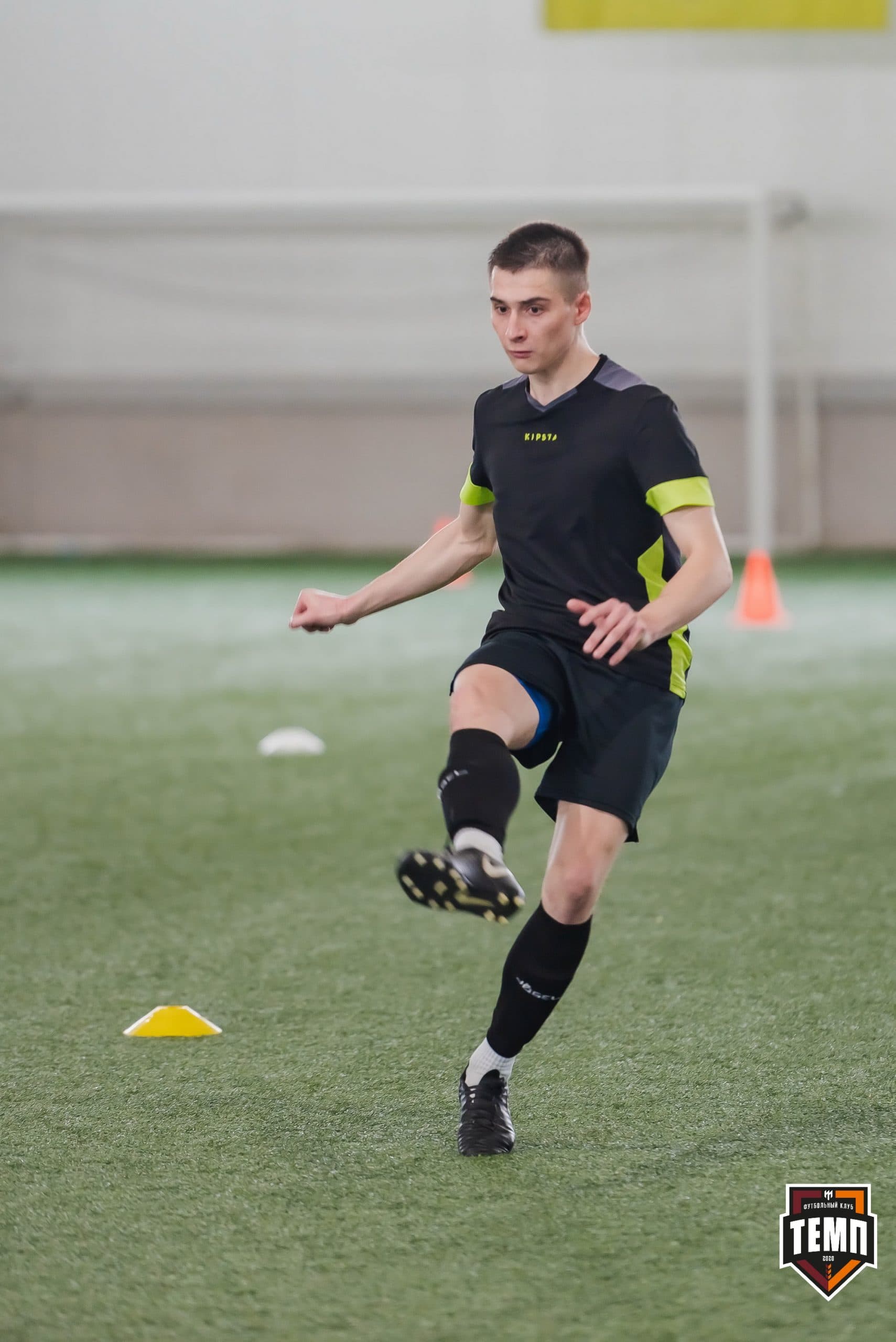 Просмотр сельских футболистов. 11.03.2023 — кадр 15