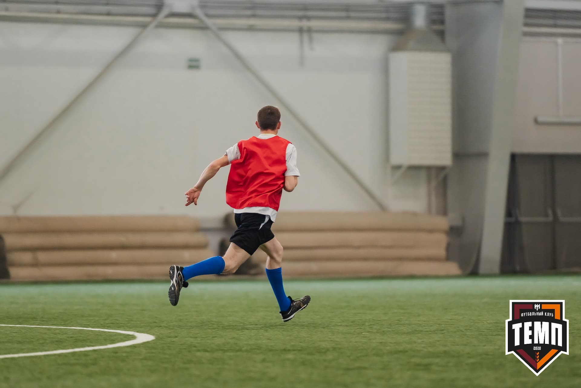 Просмотр сельских футболистов. 11.03.2023 — кадр 182