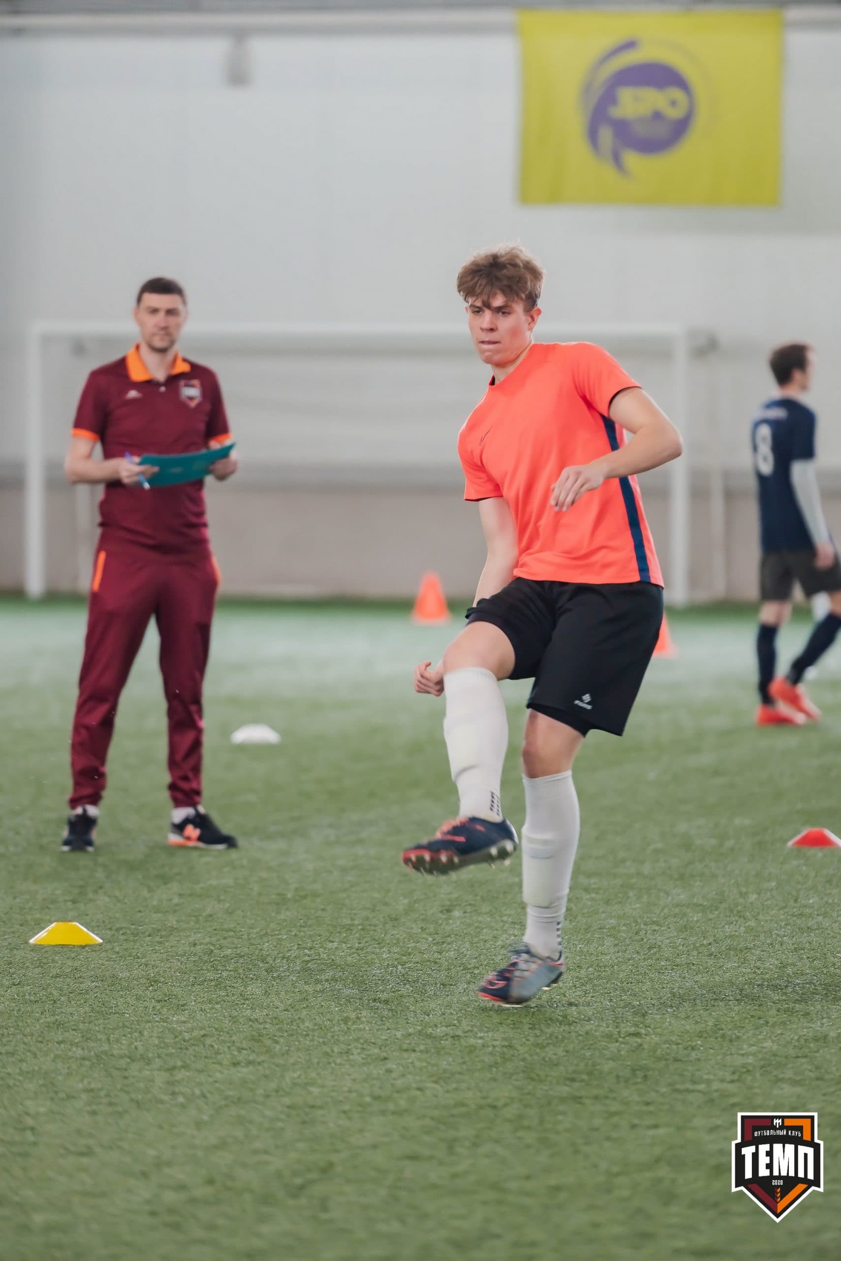 Просмотр сельских футболистов. 11.03.2023 — кадр 20