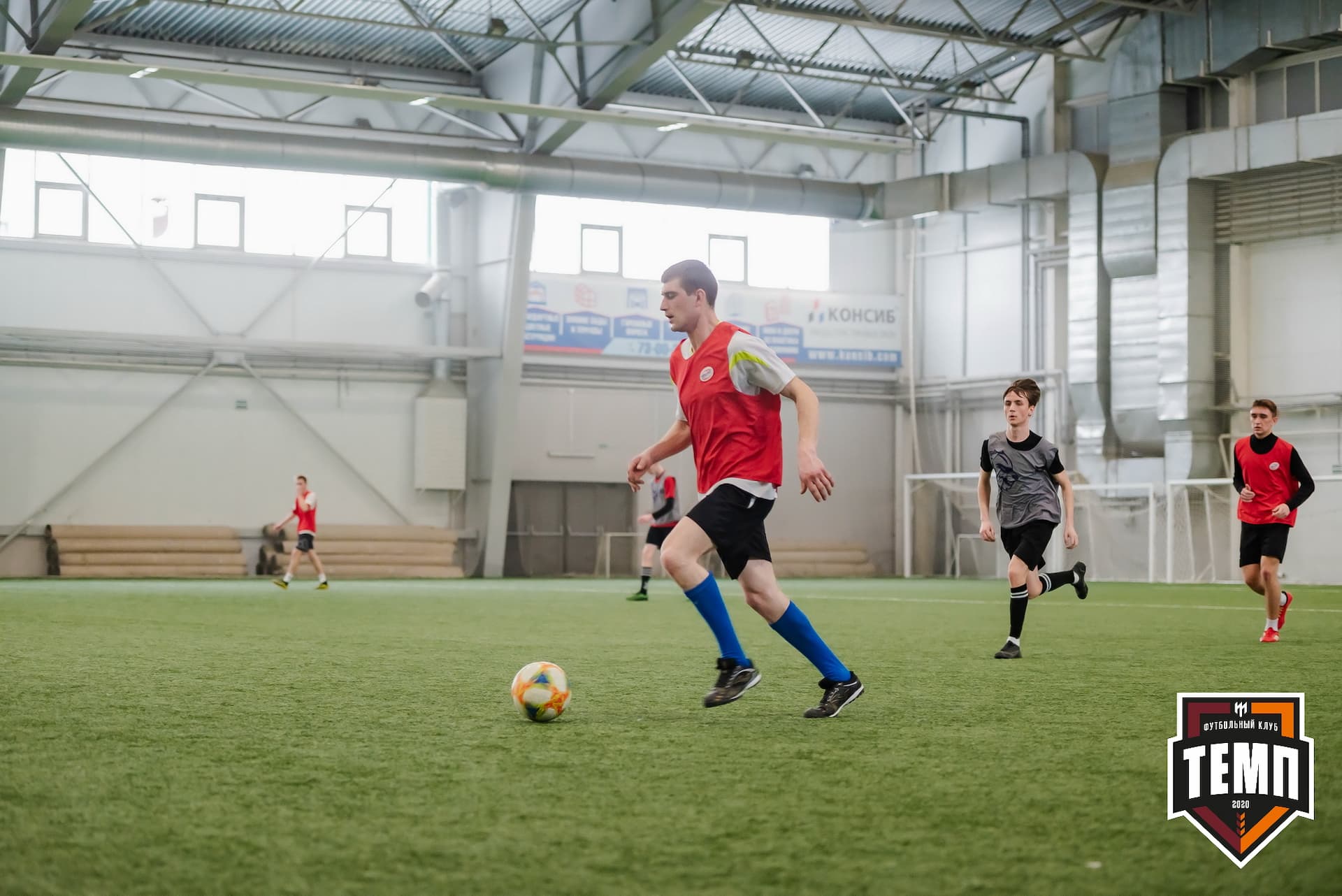 Просмотр сельских футболистов. 11.03.2023 — кадр 233