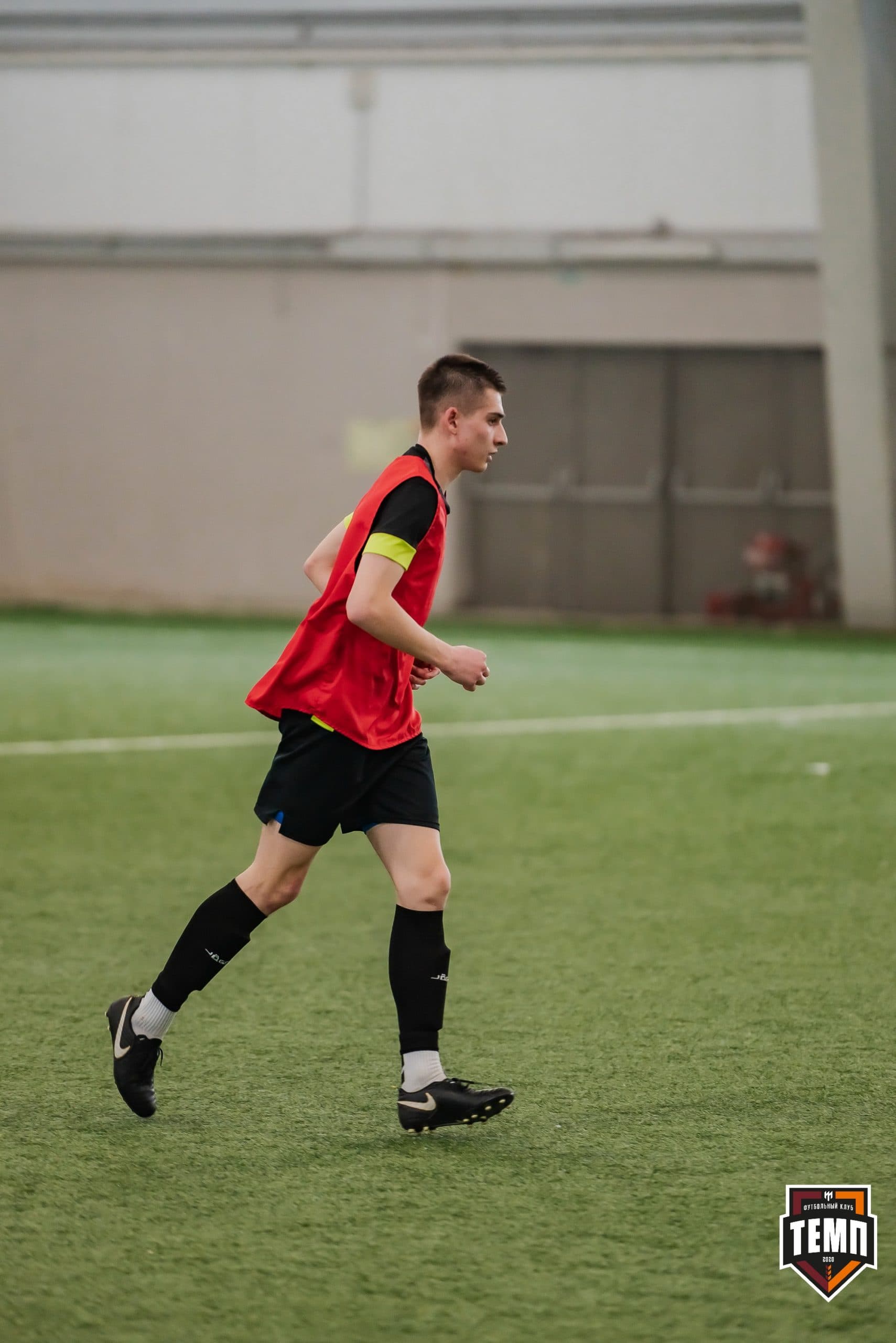 Просмотр сельских футболистов. 11.03.2023 — кадр 246