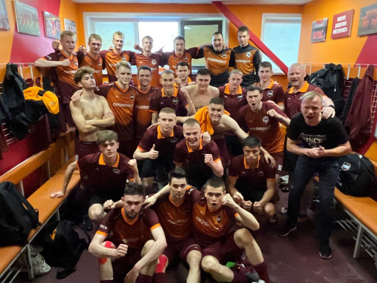 Разгромная победа над «Динамо-Барнаул-М»!