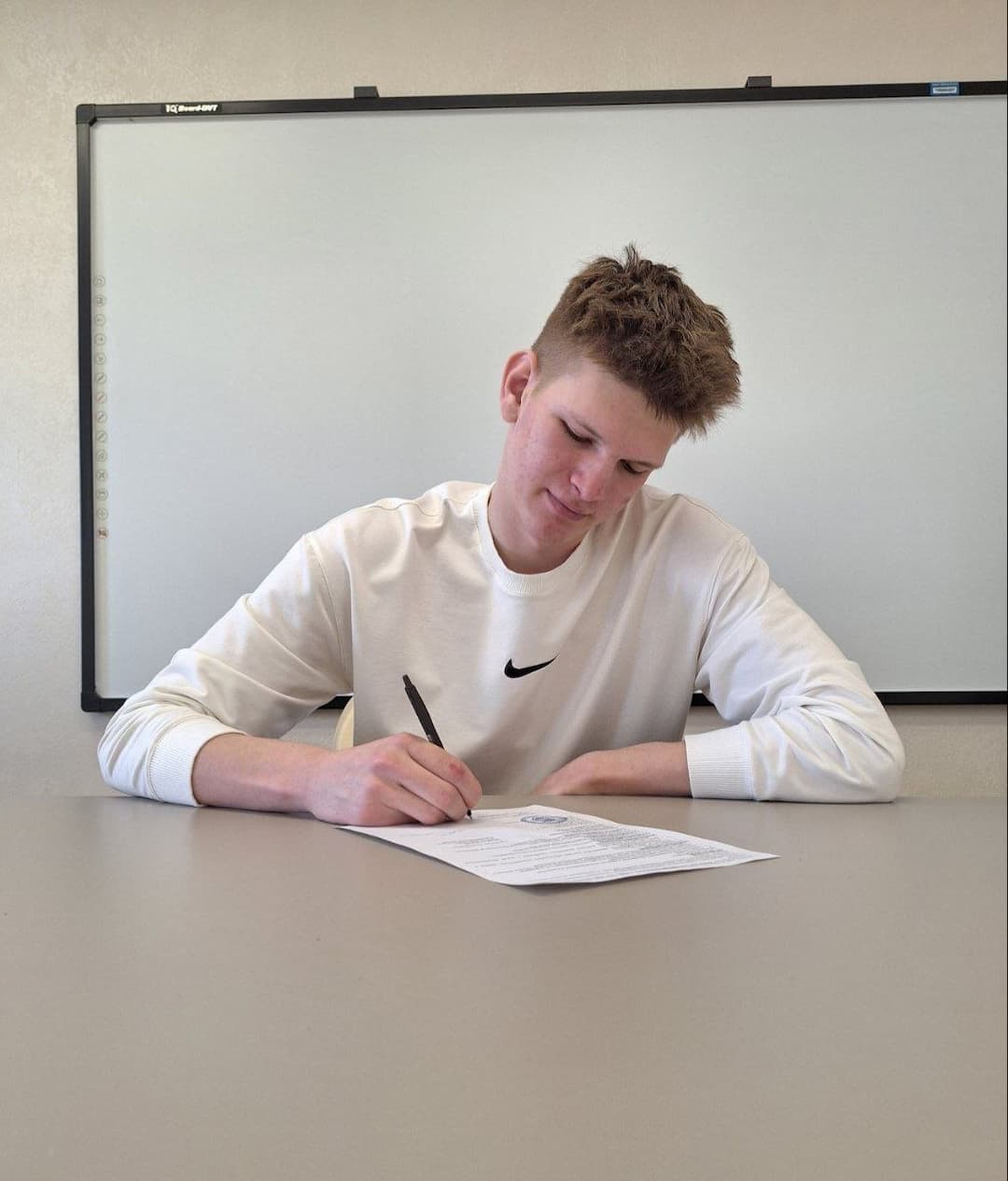 Продолжаем знакомить вас с новичками! И-и-и следующий... Эдуард Гаценбиллер!