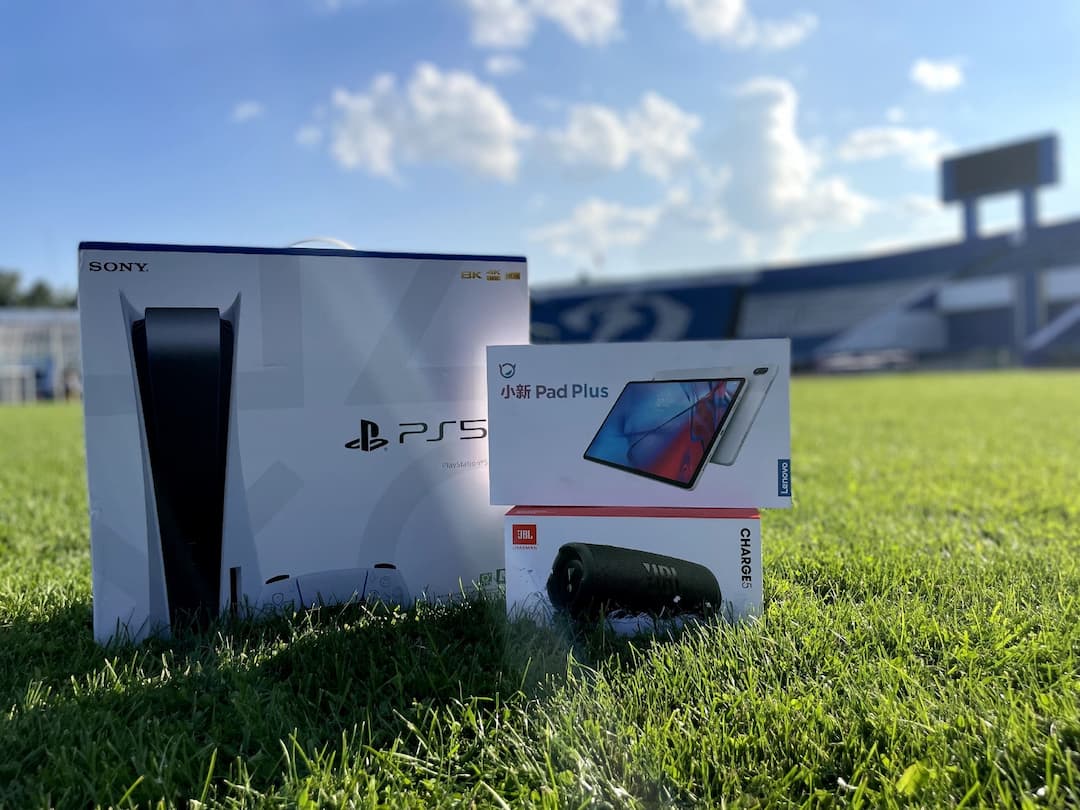 Разыгрываем PlayStation 5, колонку JBL и планшет Lenovo!