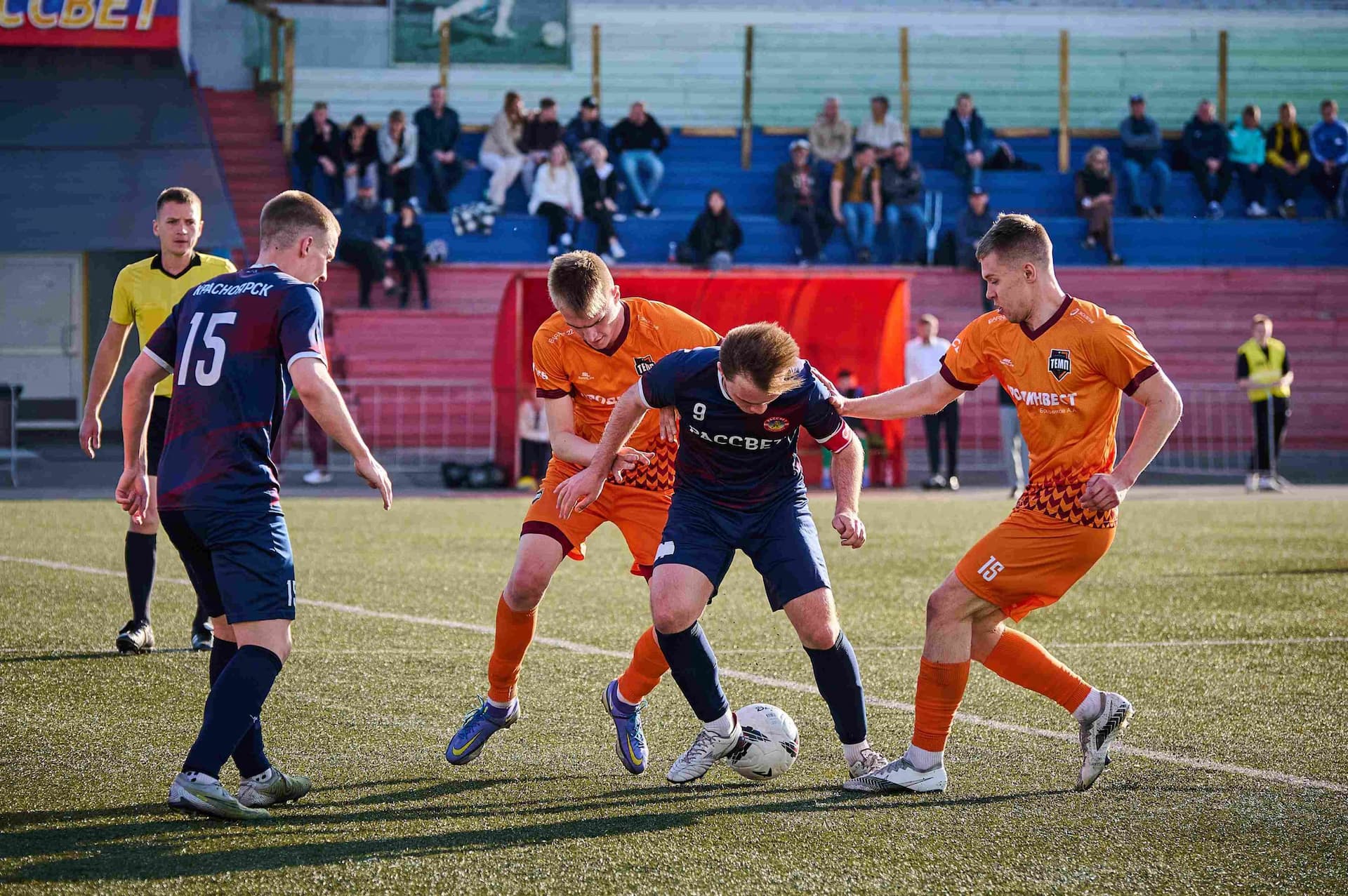 «Рассвет» 0:3 «Темп». Третья лига. 17.05.2024. Екатерина Данюк — кадр 178