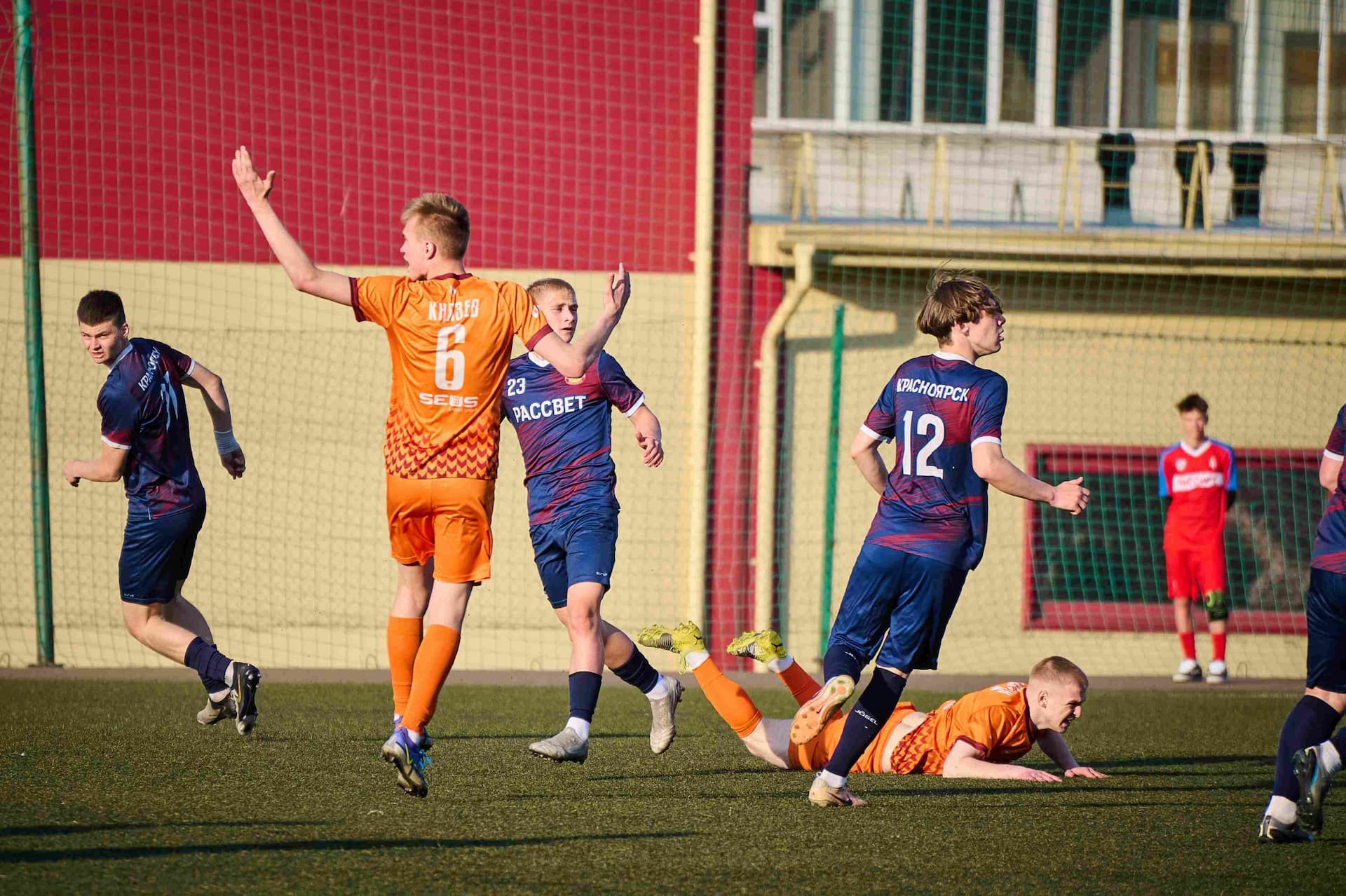 «Рассвет» 0:3 «Темп». Третья лига. 17.05.2024. Екатерина Данюк — кадр 200