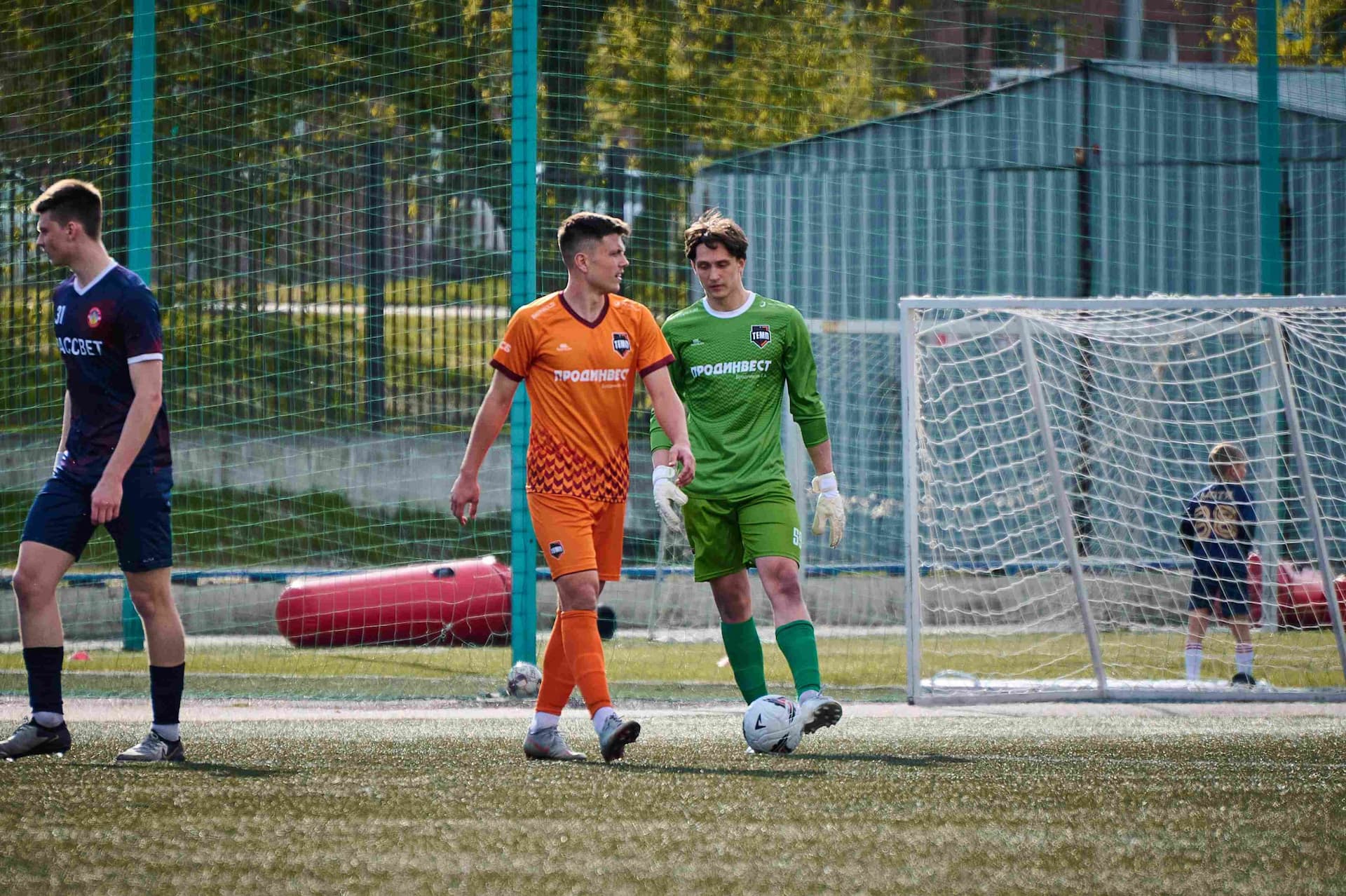 «Рассвет» 0:3 «Темп». Третья лига. 17.05.2024. Екатерина Данюк — кадр 91